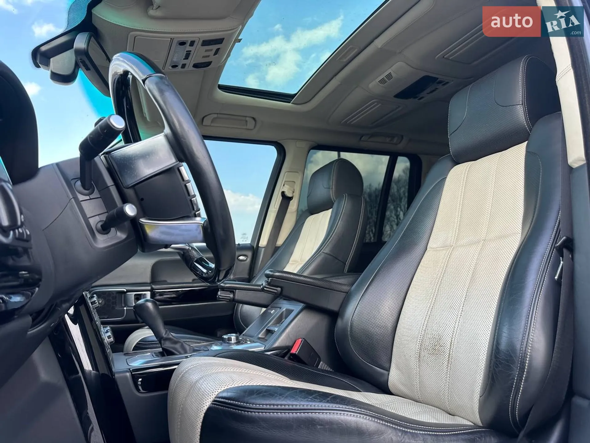 2010 Land Rover Range Rover - мініатюра 7