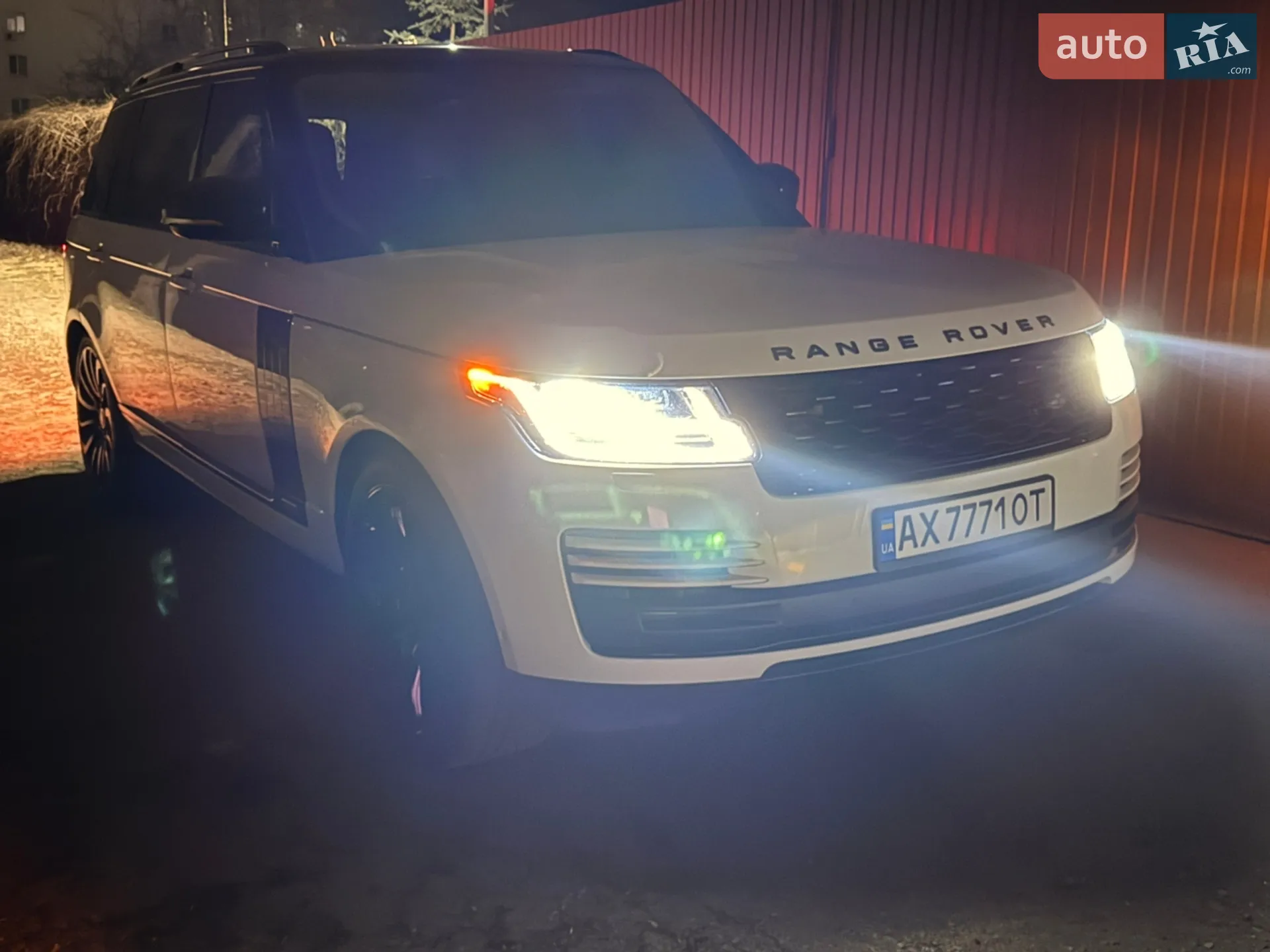 2019 Land Rover Range Rover - мініатюра 31
