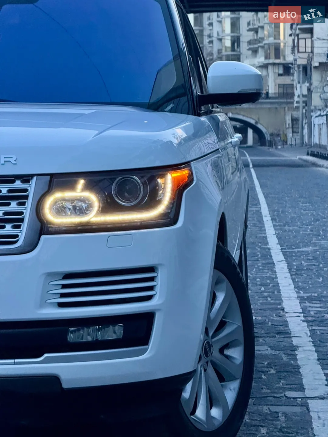 2016 Land Rover Range Rover - мініатюра 38