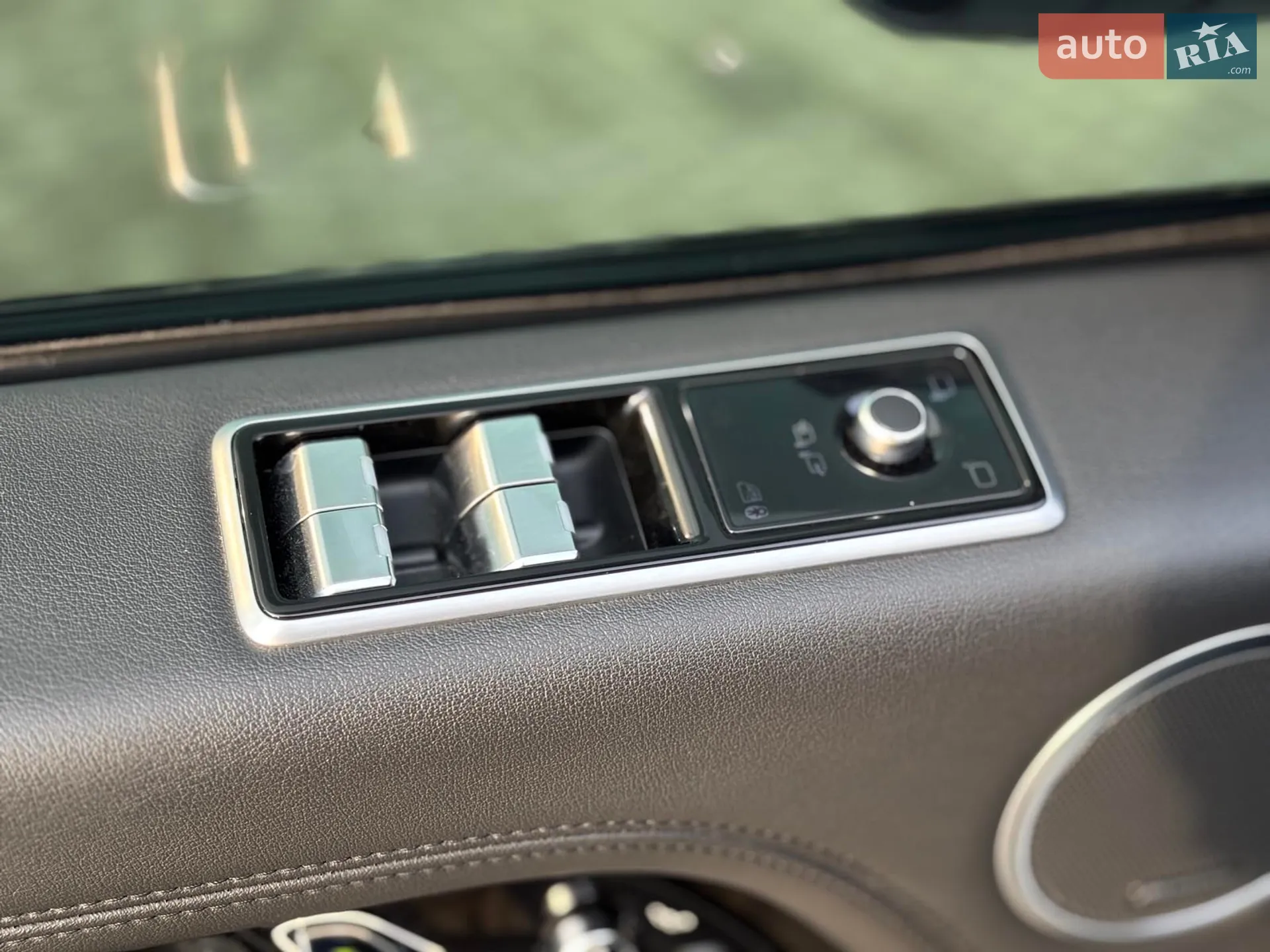 2021 Land Rover Range Rover - мініатюра 18