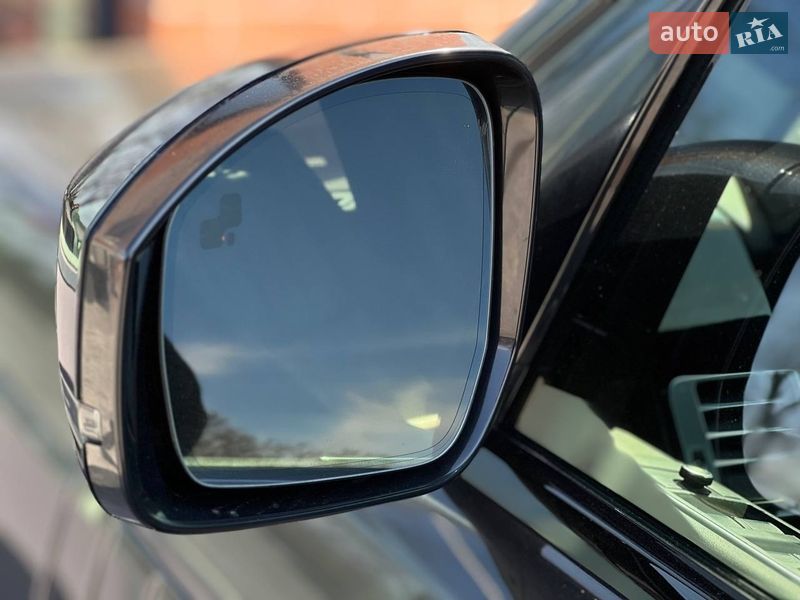 Внедорожник / Кроссовер Land Rover Range Rover 2016 в Киеве