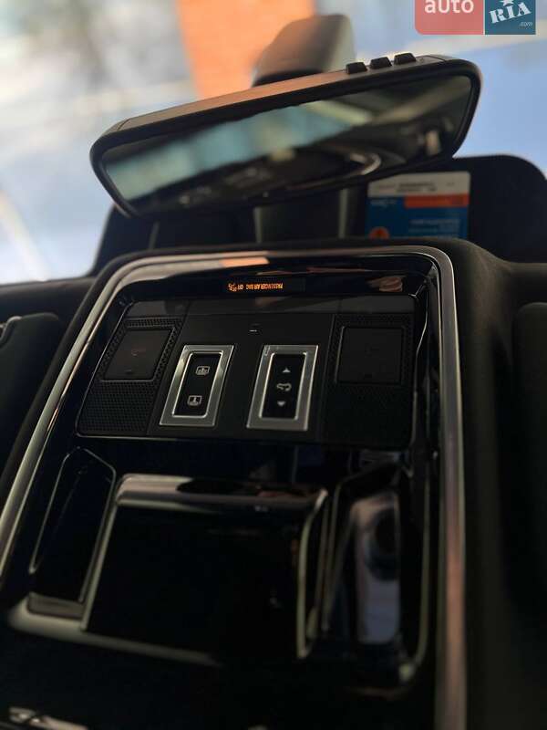 Внедорожник / Кроссовер Land Rover Range Rover 2016 в Киеве