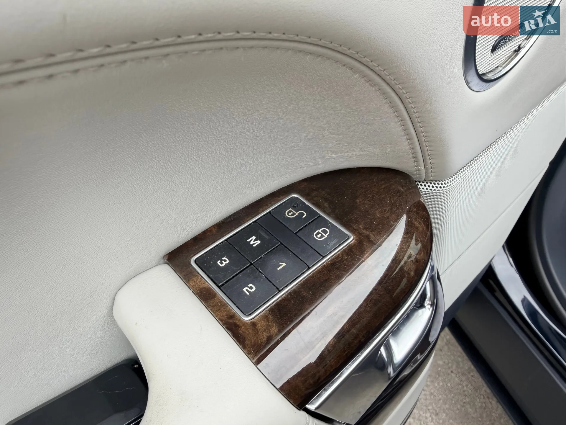 2013 Land Rover Range Rover - мініатюра 19