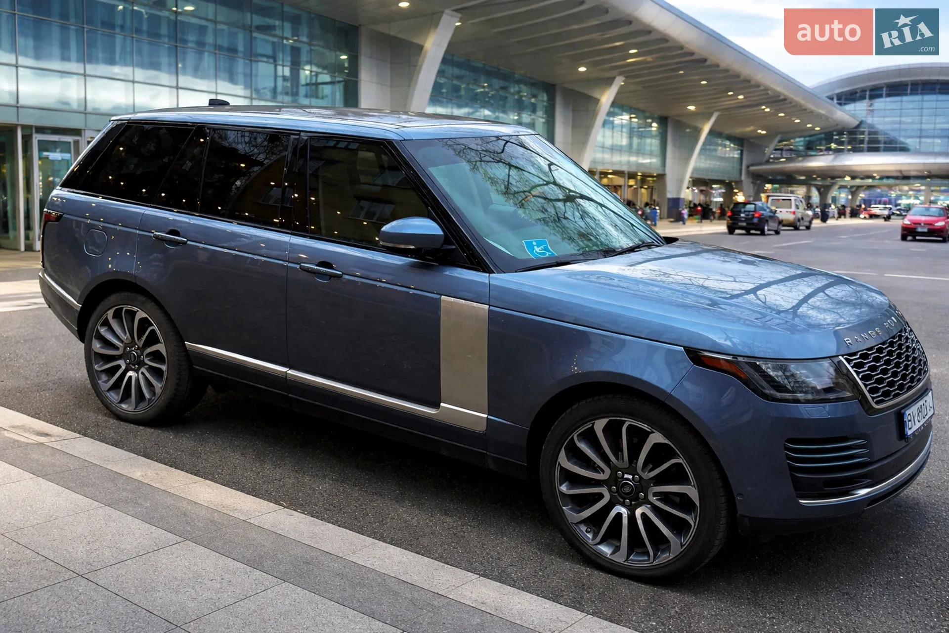 2018 Land Rover Range Rover - мініатюра 2