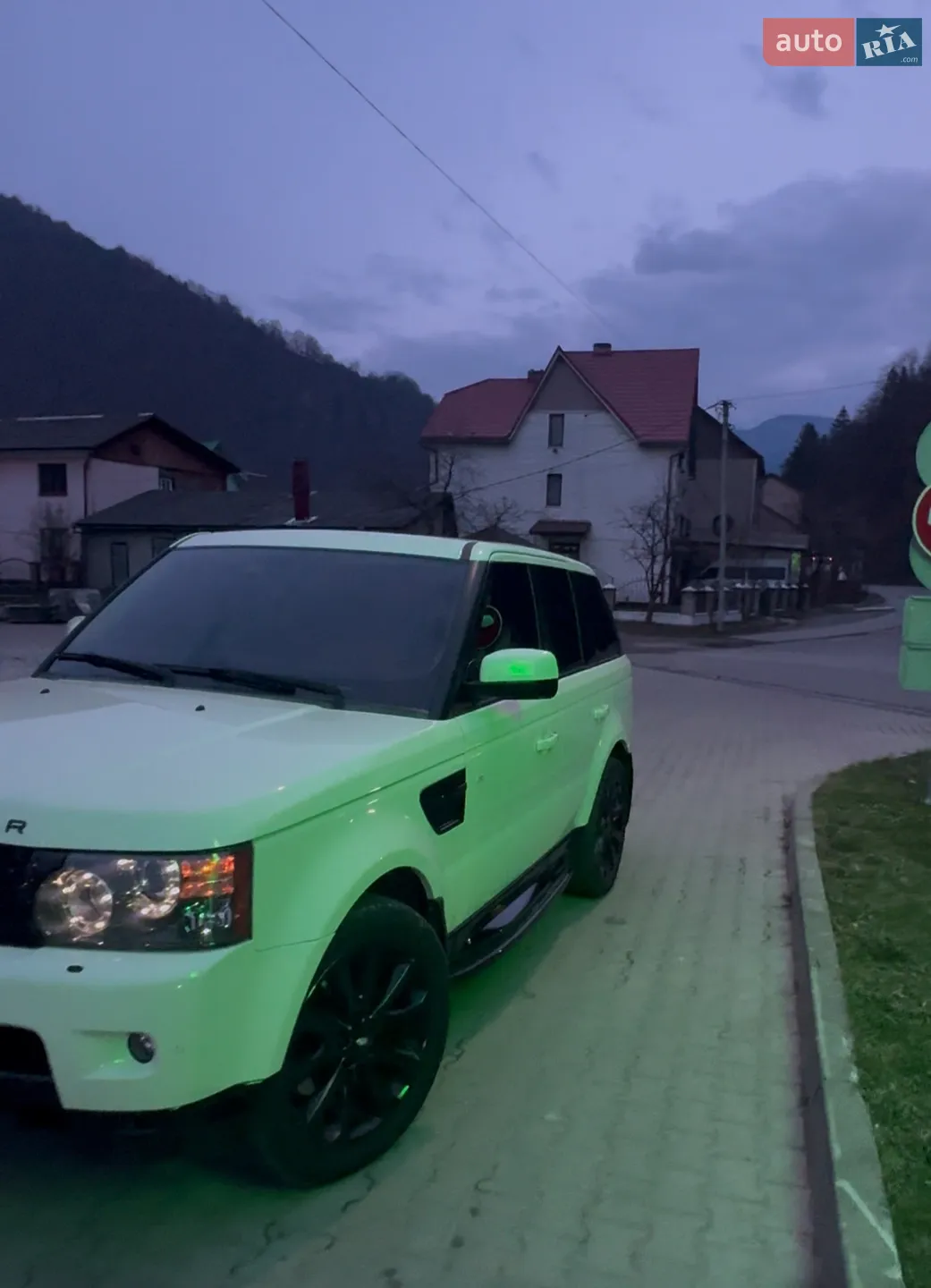 2010 Land Rover Range Rover Sport - мініатюра 3