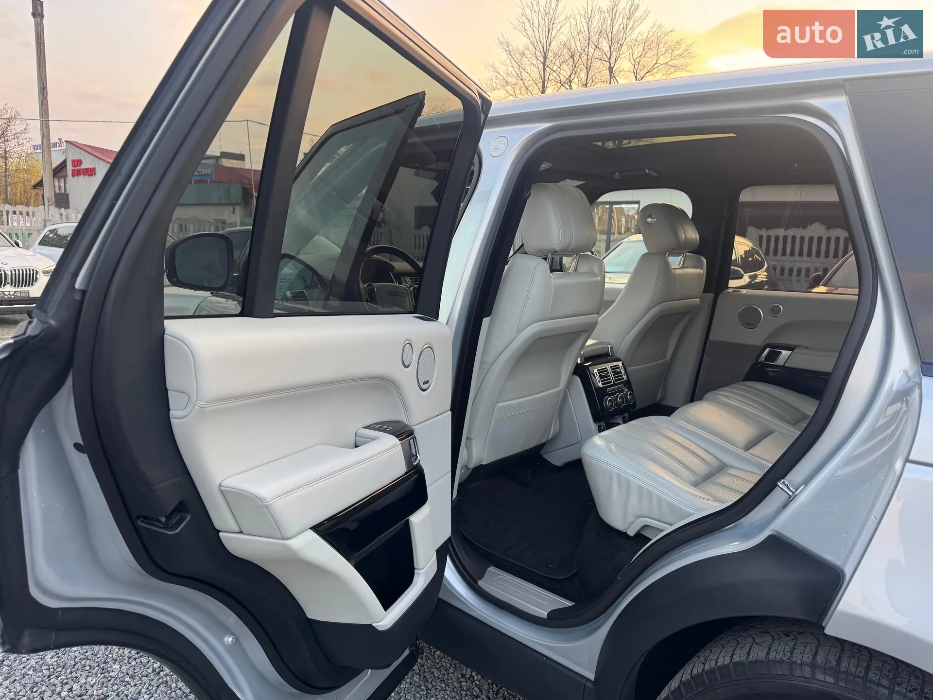2017 Land Rover Range Rover - мініатюра 111