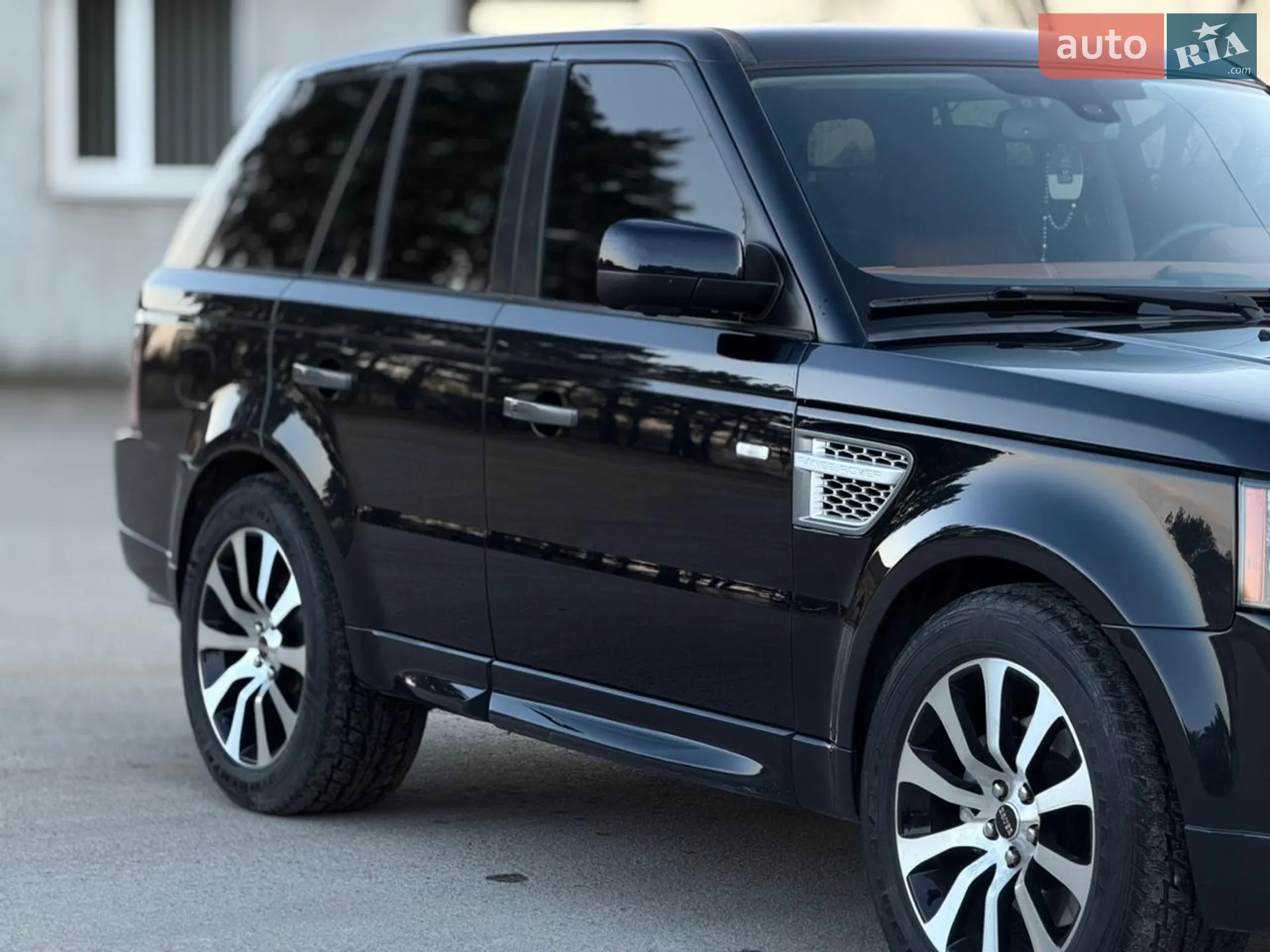 2011 Land Rover Range Rover - мініатюра 9
