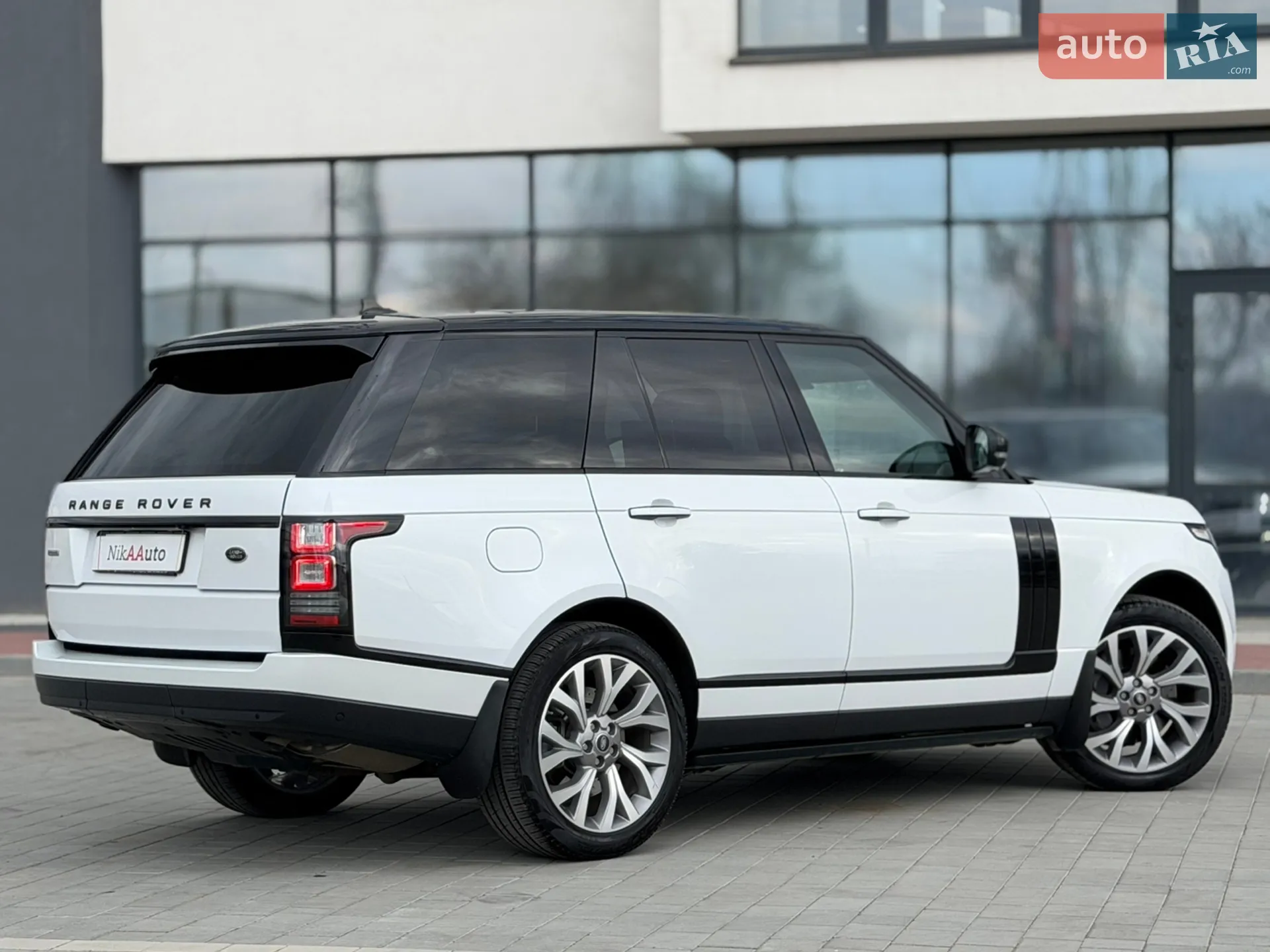 2016 Land Rover Range Rover - мініатюра 22