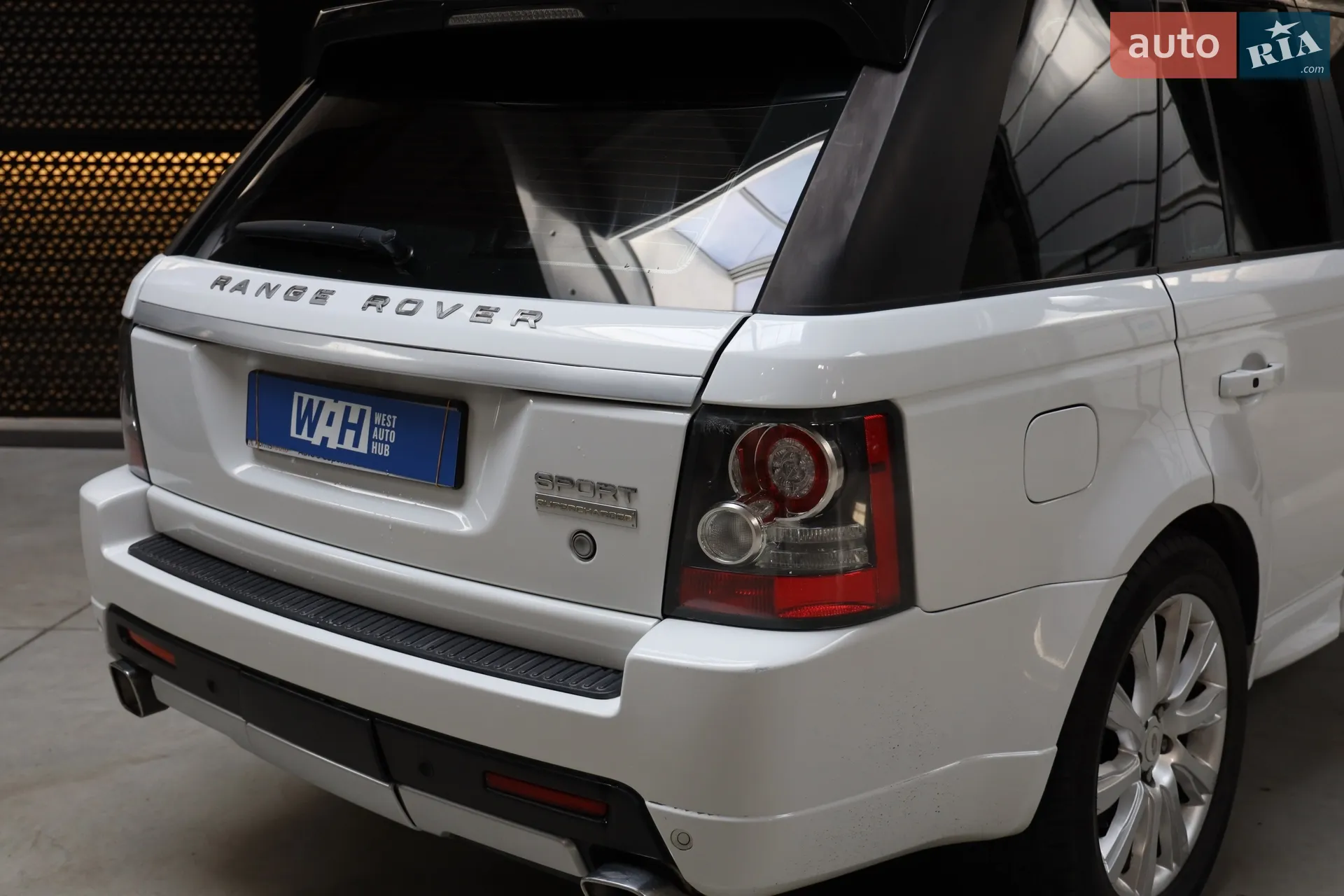2011 Land Rover Range Rover - мініатюра 8