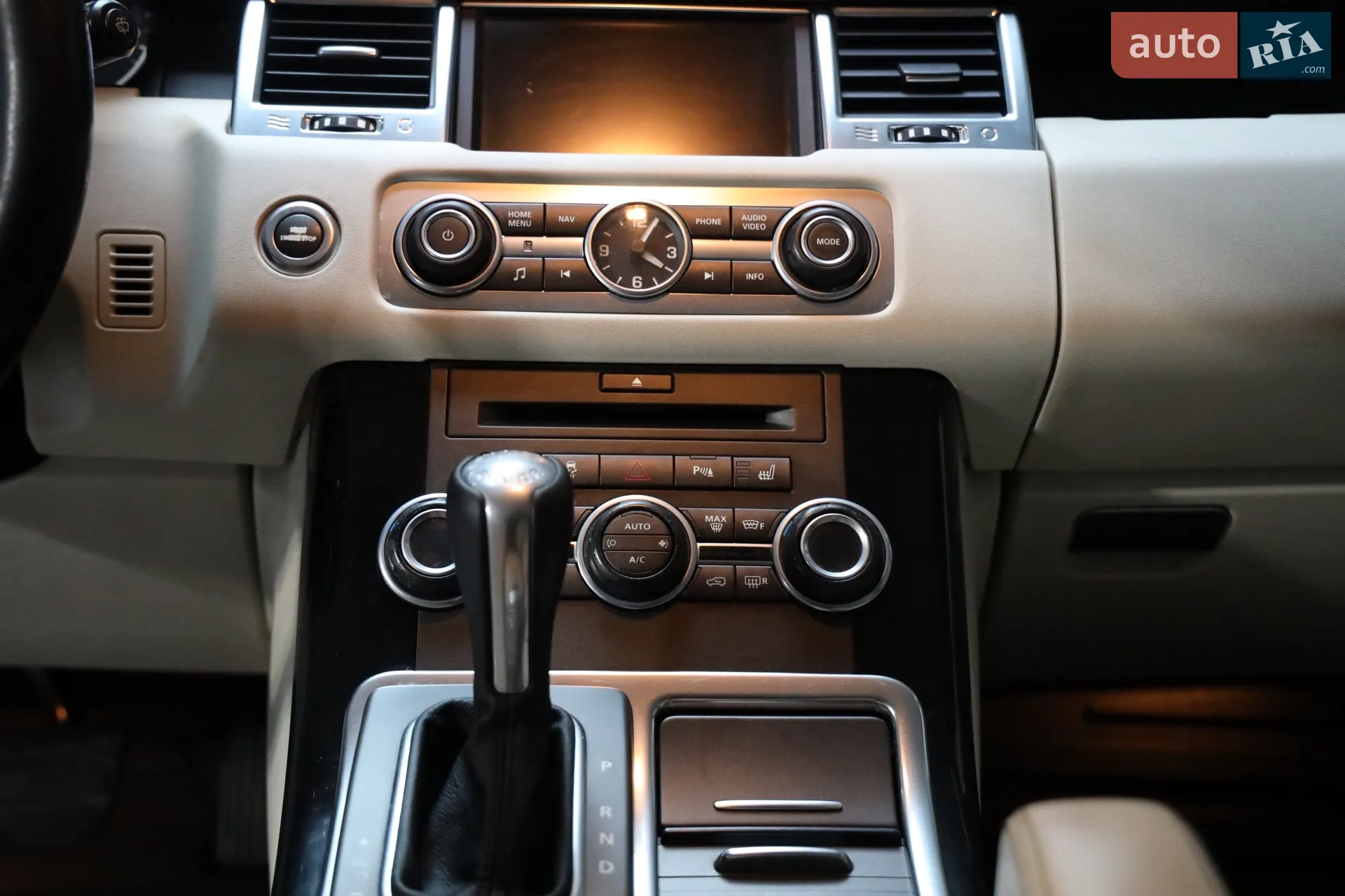 2011 Land Rover Range Rover - мініатюра 20