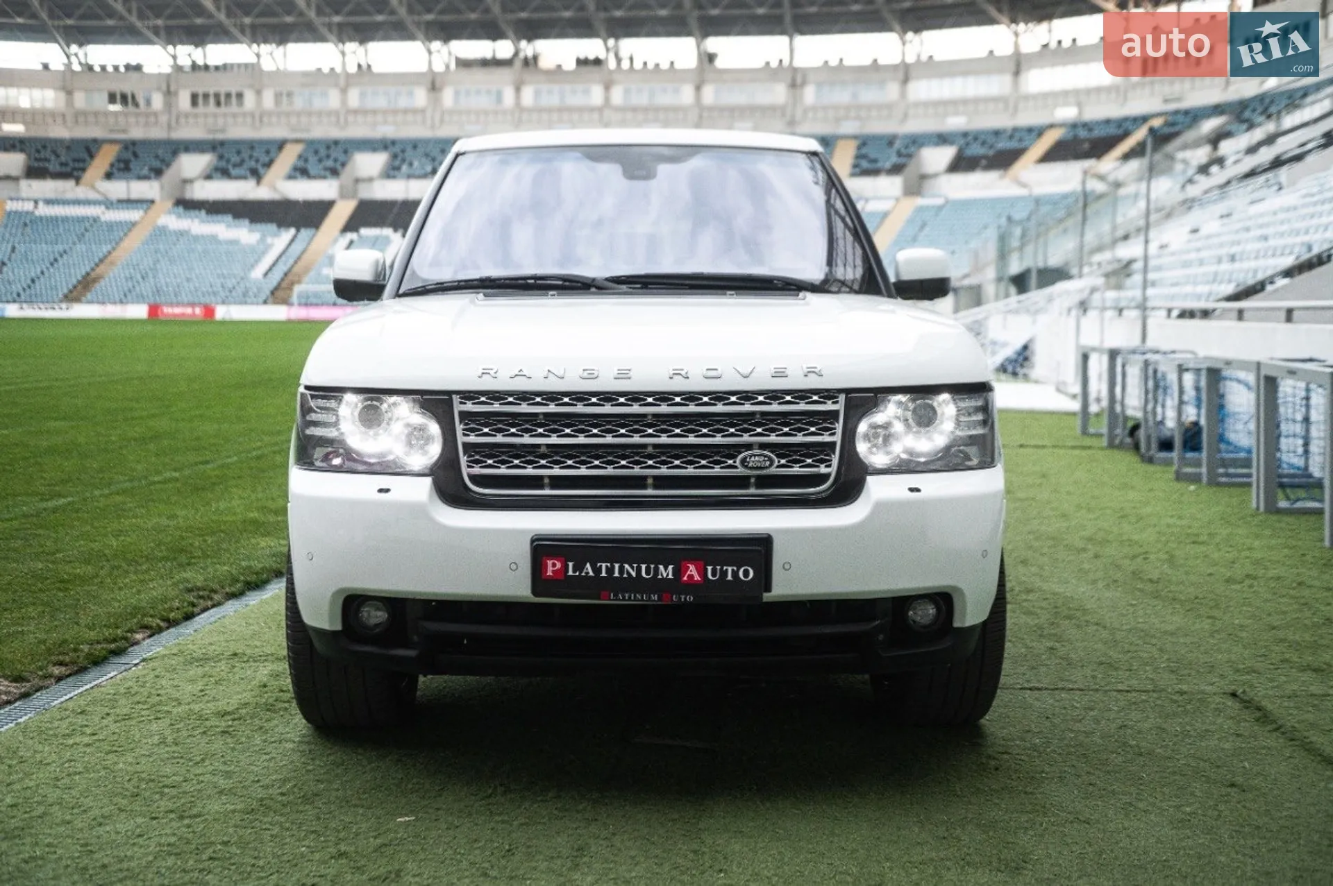 2011 Land Rover Range Rover - мініатюра 10