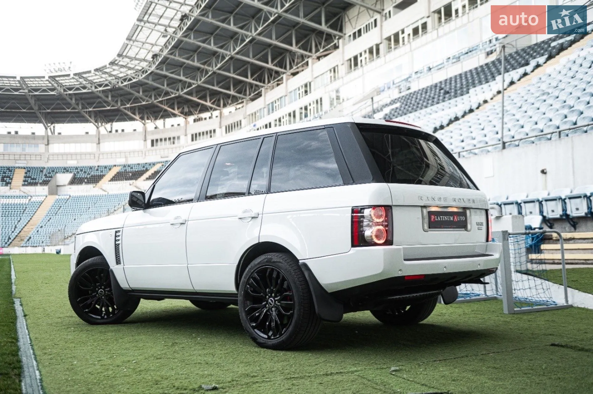 2011 Land Rover Range Rover - мініатюра 17