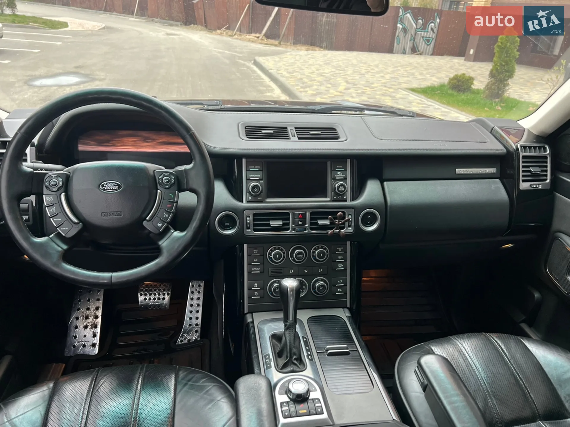 2010 Land Rover Range Rover - мініатюра 51