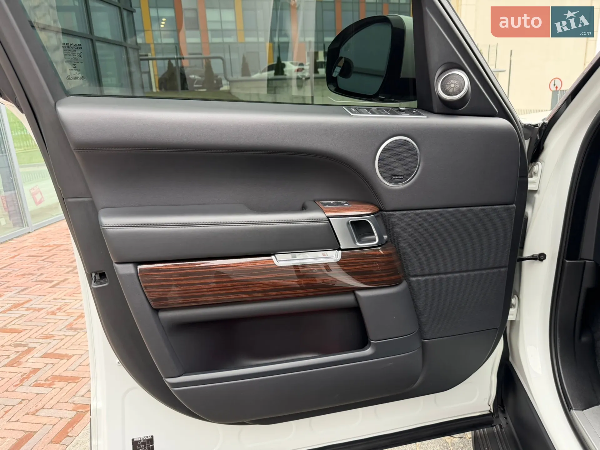 2015 Land Rover Range Rover - мініатюра 23