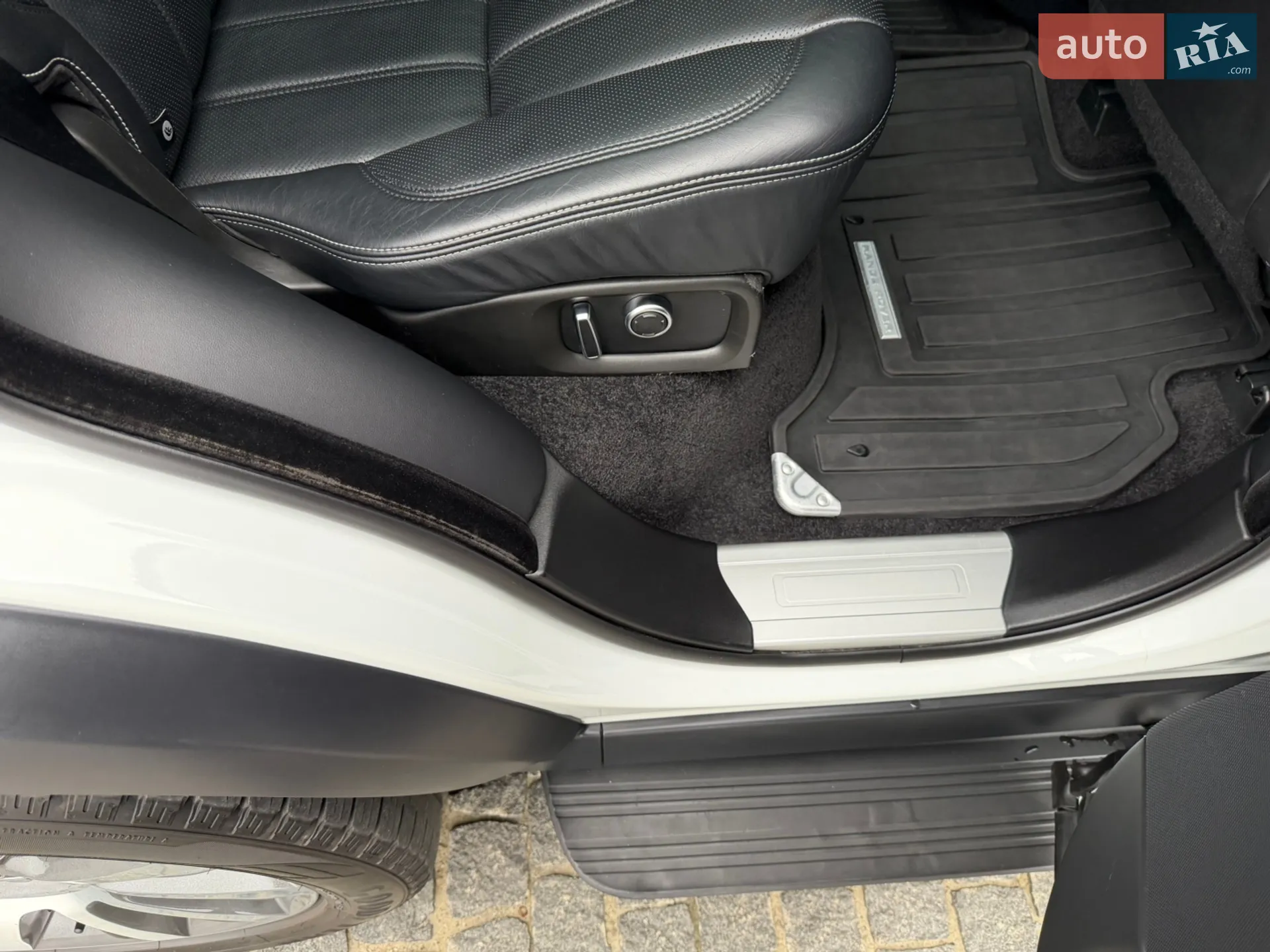 2015 Land Rover Range Rover - мініатюра 66