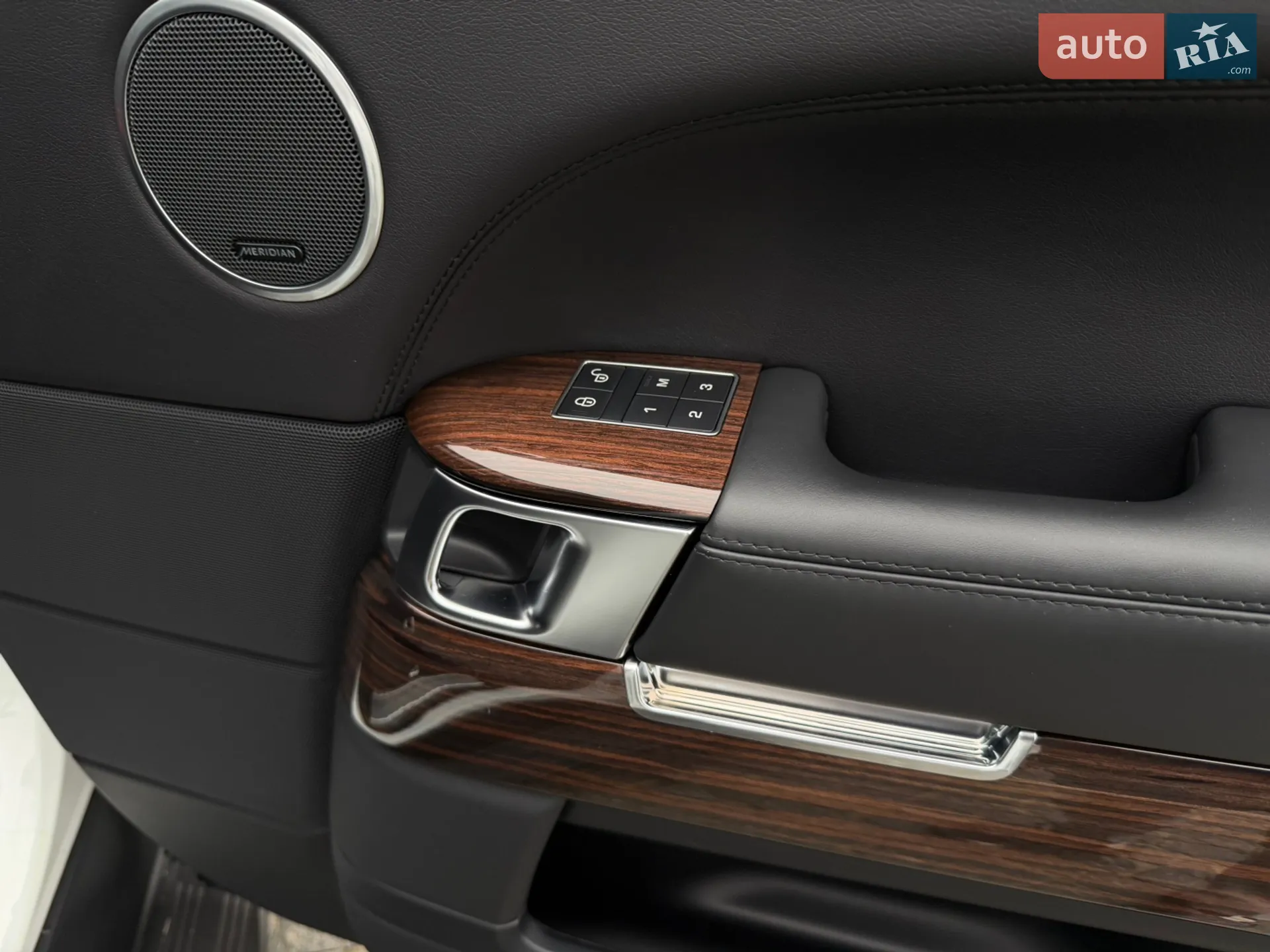 2015 Land Rover Range Rover - мініатюра 85