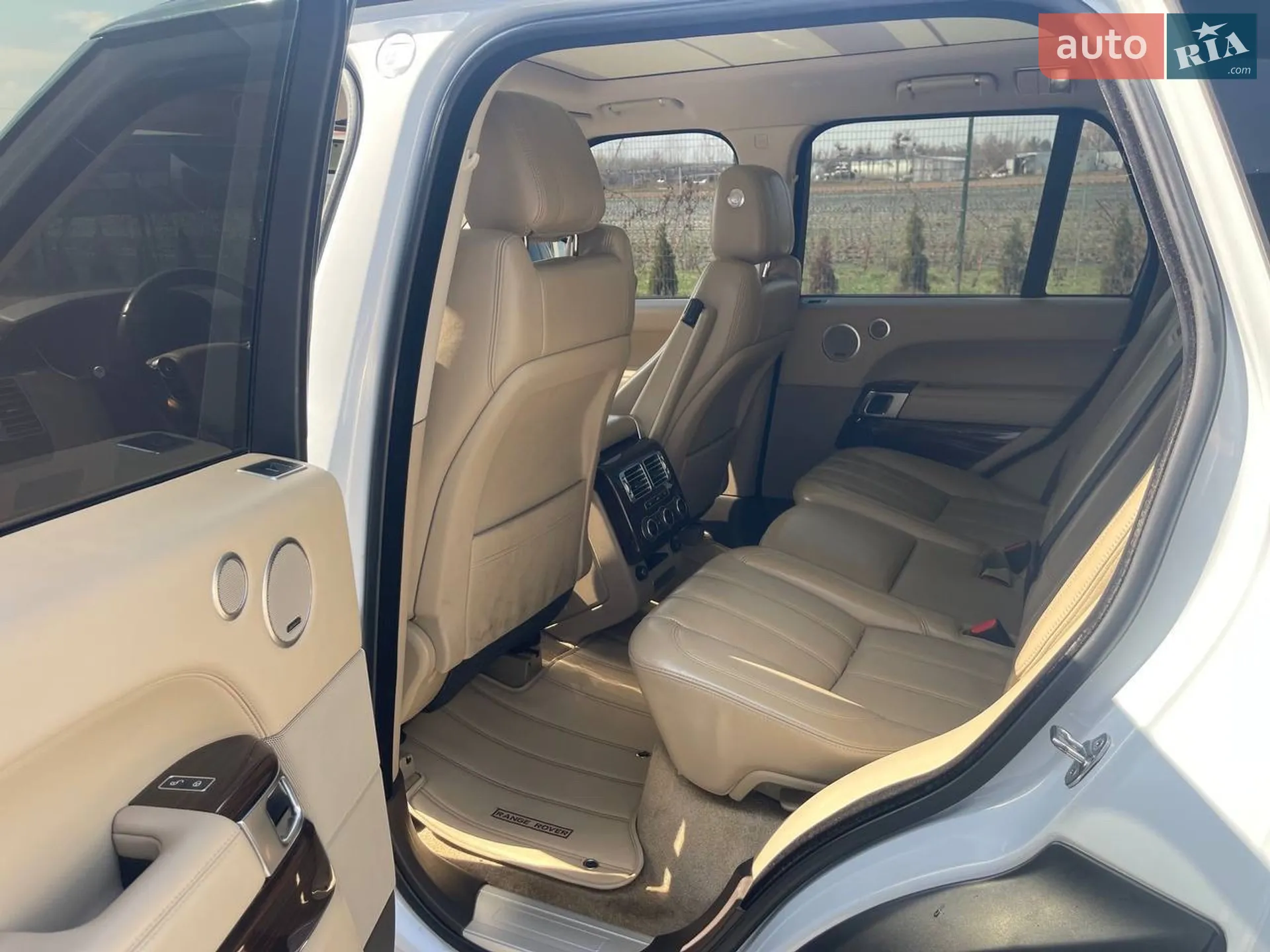 2015 Land Rover Range Rover - мініатюра 10