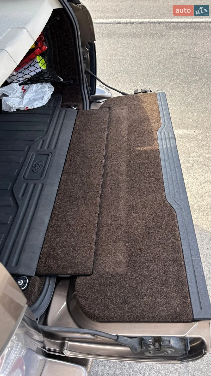 2012 Land Rover Range Rover - мініатюра 19