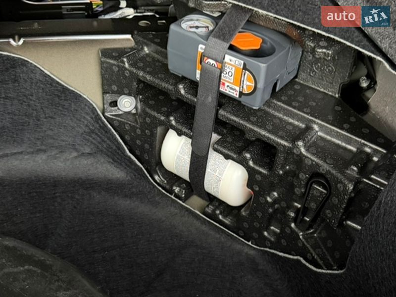 Внедорожник / Кроссовер Land Rover Range Rover 2023 в Киеве фото 24 Внедорожник / Кроссовер Land Rover Range Rover 2023 в Киеве