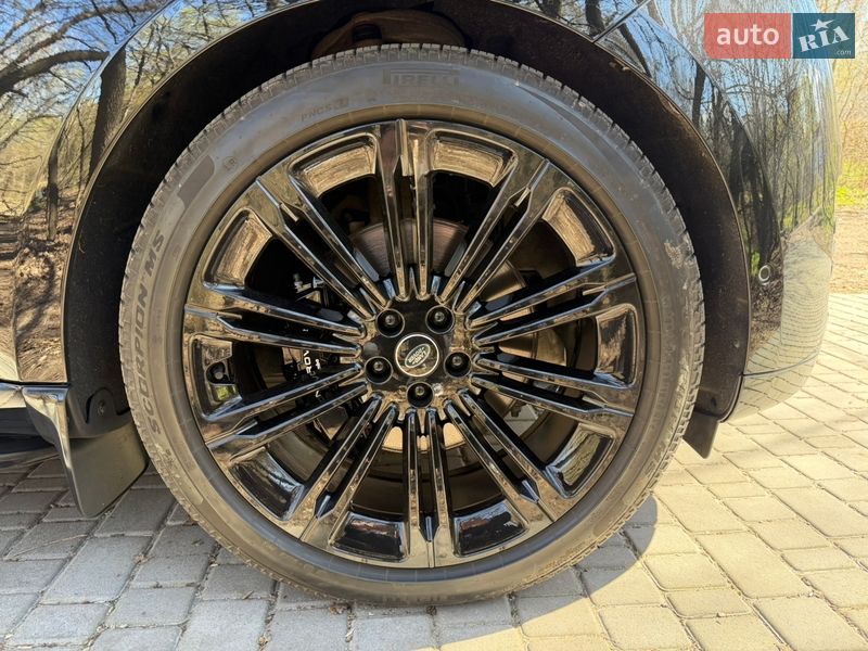 Внедорожник / Кроссовер Land Rover Range Rover 2025 в Киеве фото 12 Внедорожник / Кроссовер Land Rover Range Rover 2025 в Киеве