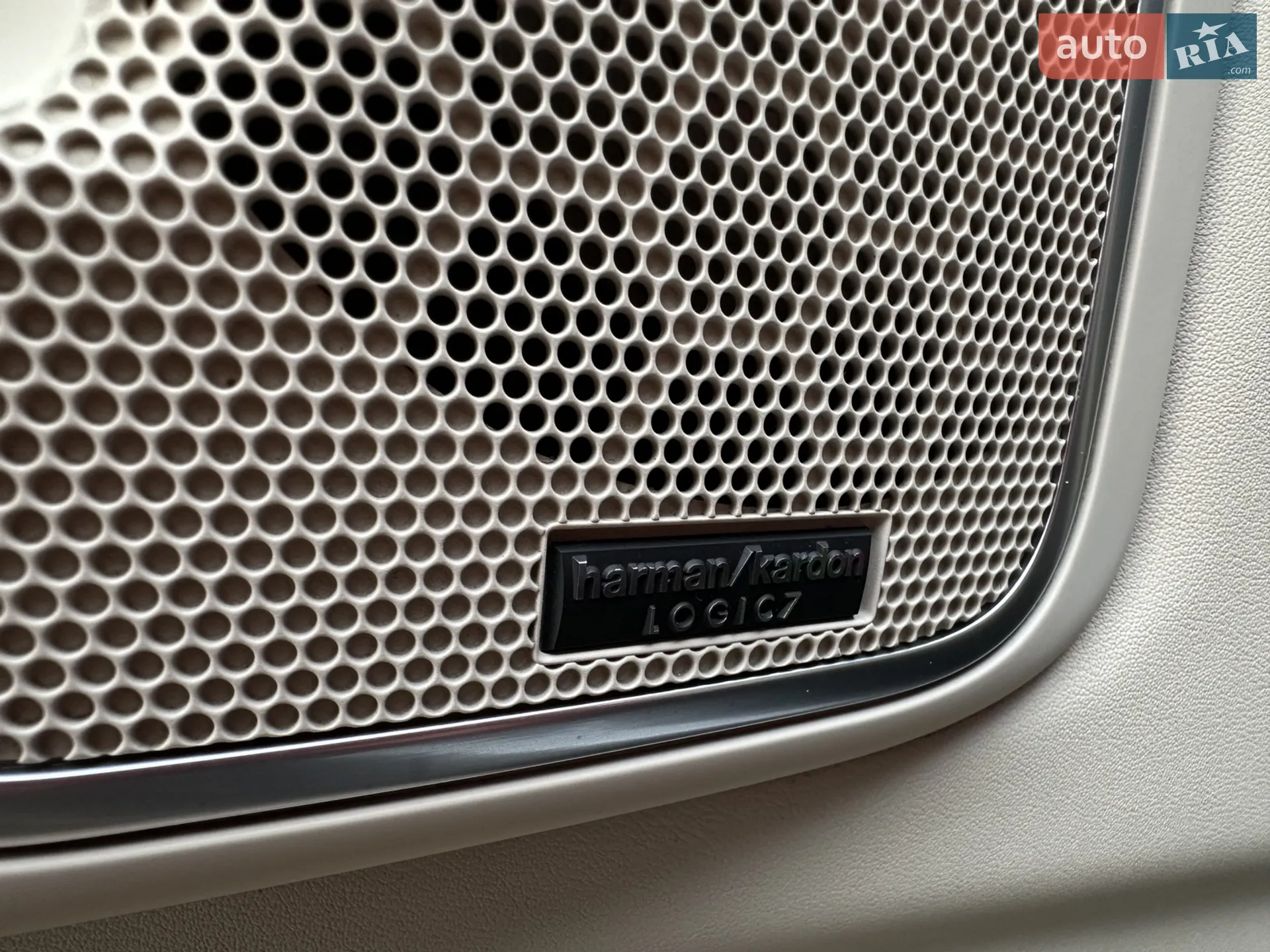 2010 Land Rover Range Rover - мініатюра 46