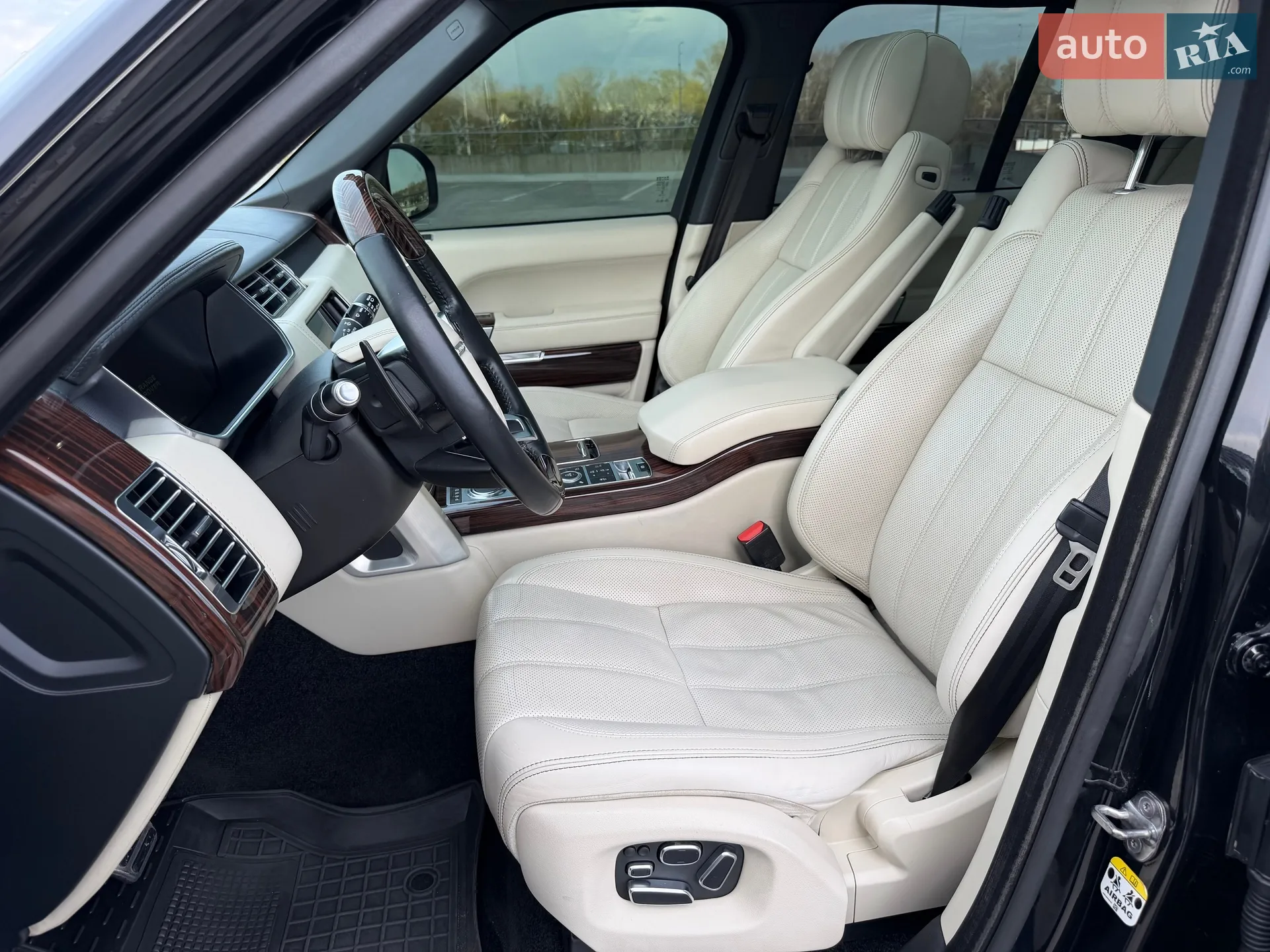 2013 Land Rover Range Rover - мініатюра 17