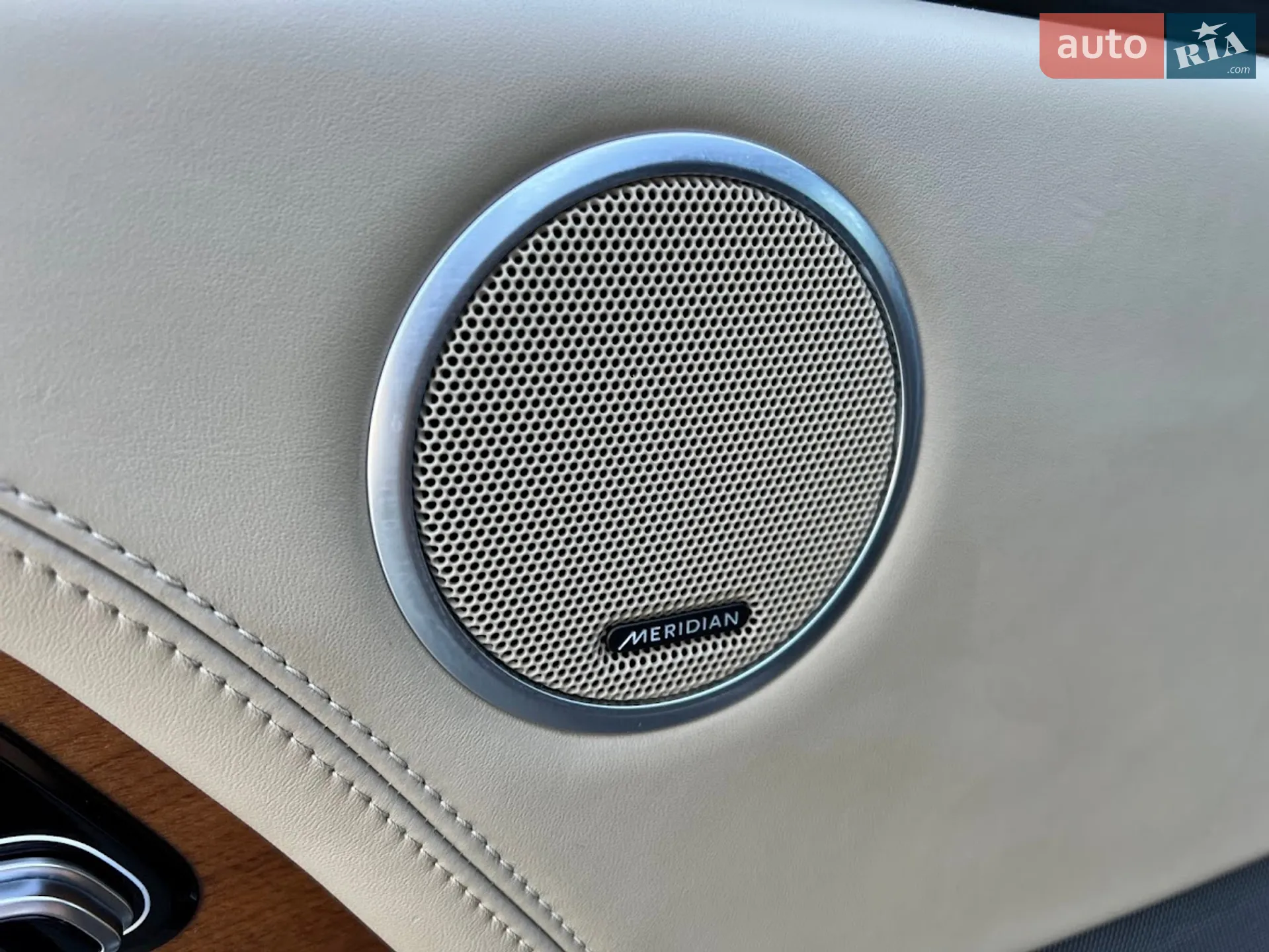 2019 Land Rover Range Rover - мініатюра 12