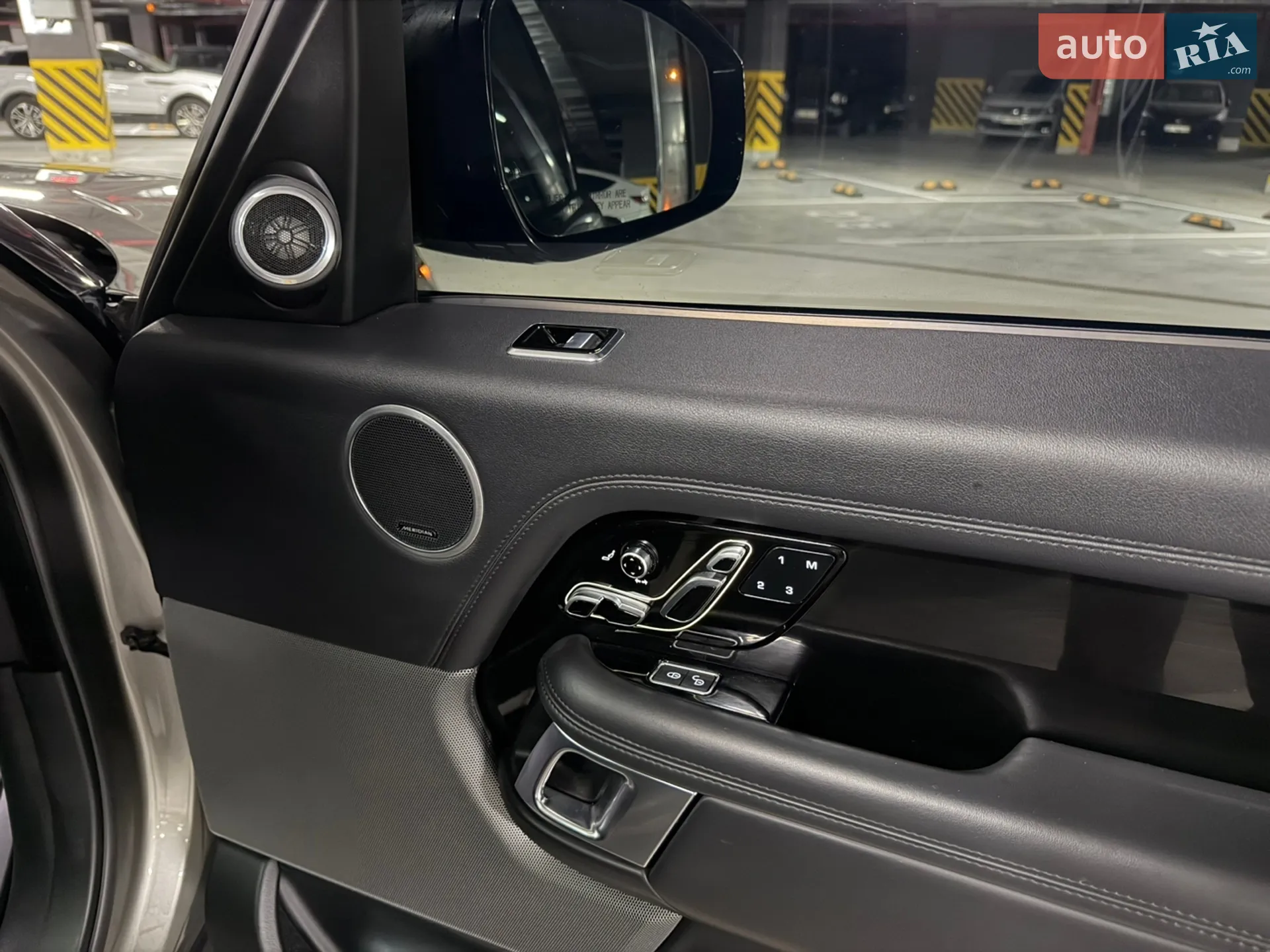 2018 Land Rover Range Rover - мініатюра 33