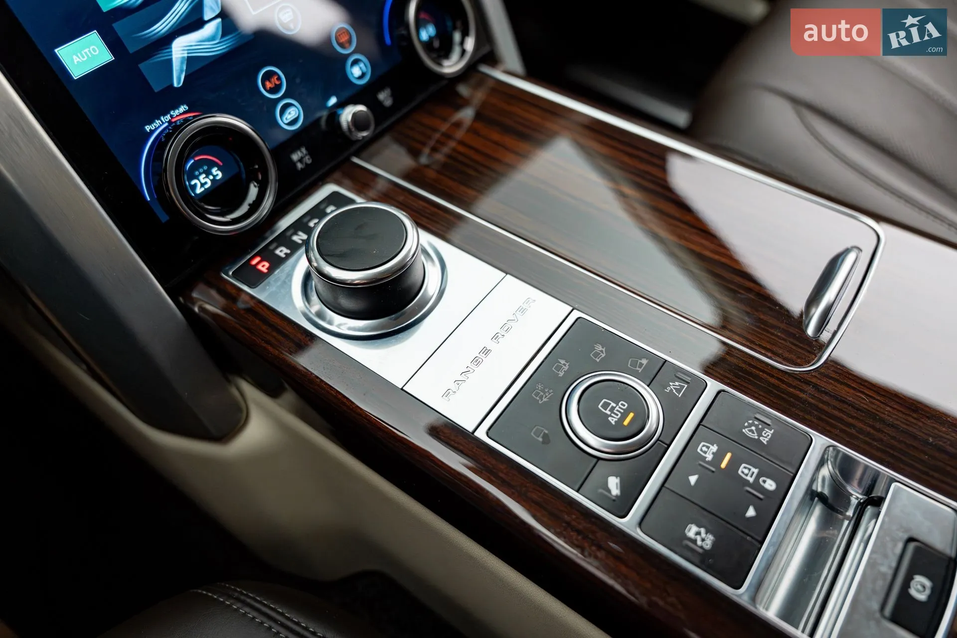 2014 Land Rover Range Rover - мініатюра 18