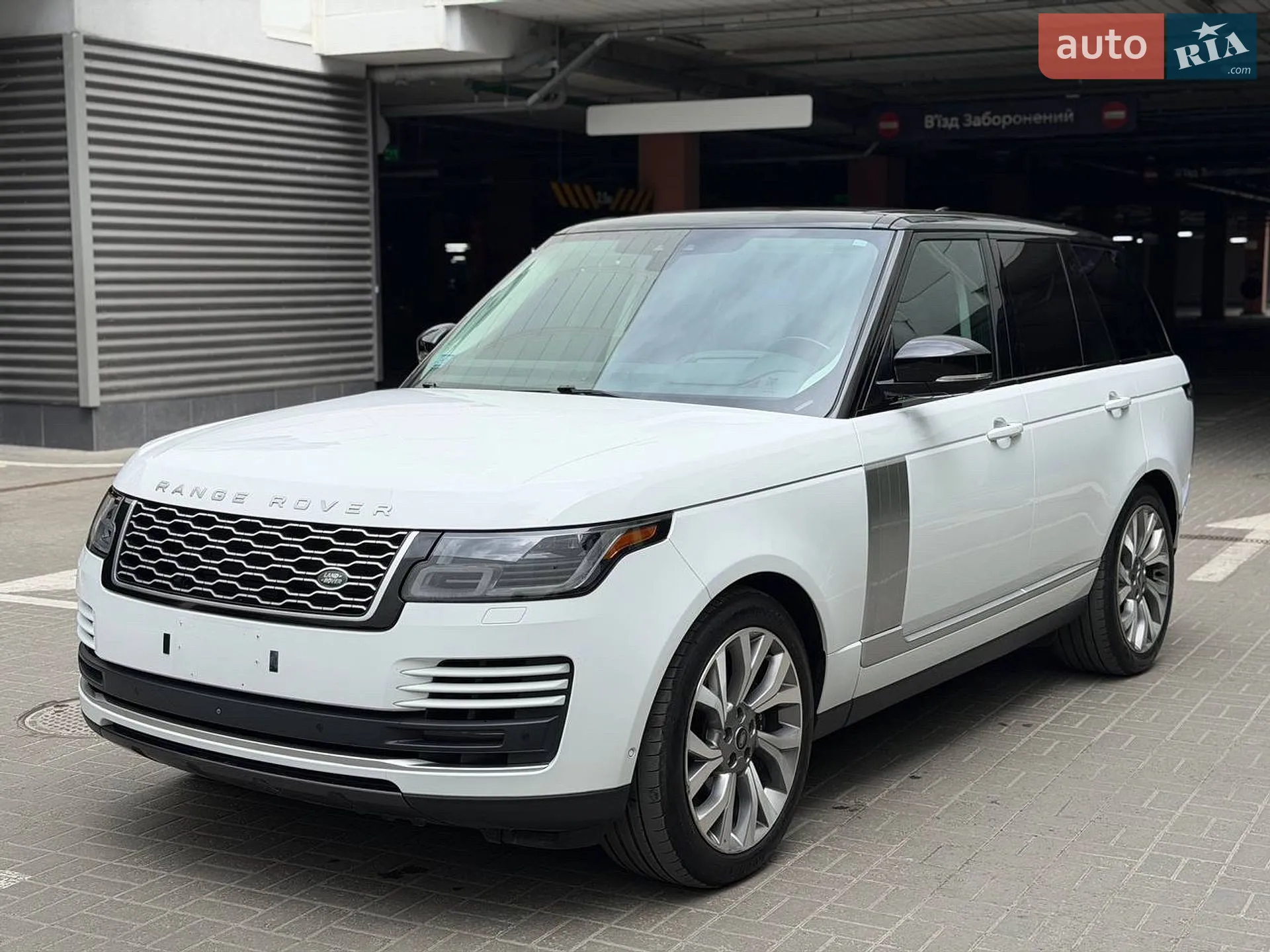 2018 Land Rover Range Rover - мініатюра 2