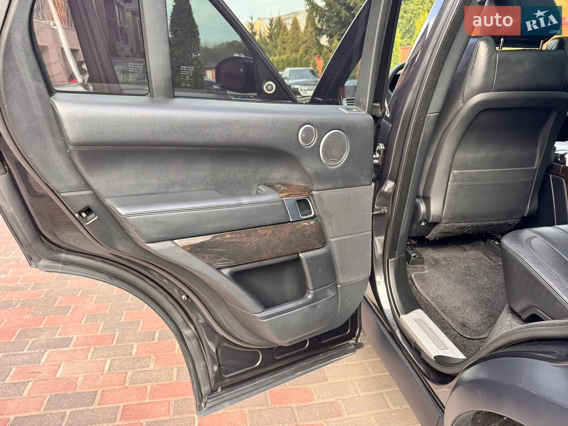 2013 Land Rover Range Rover - мініатюра 28