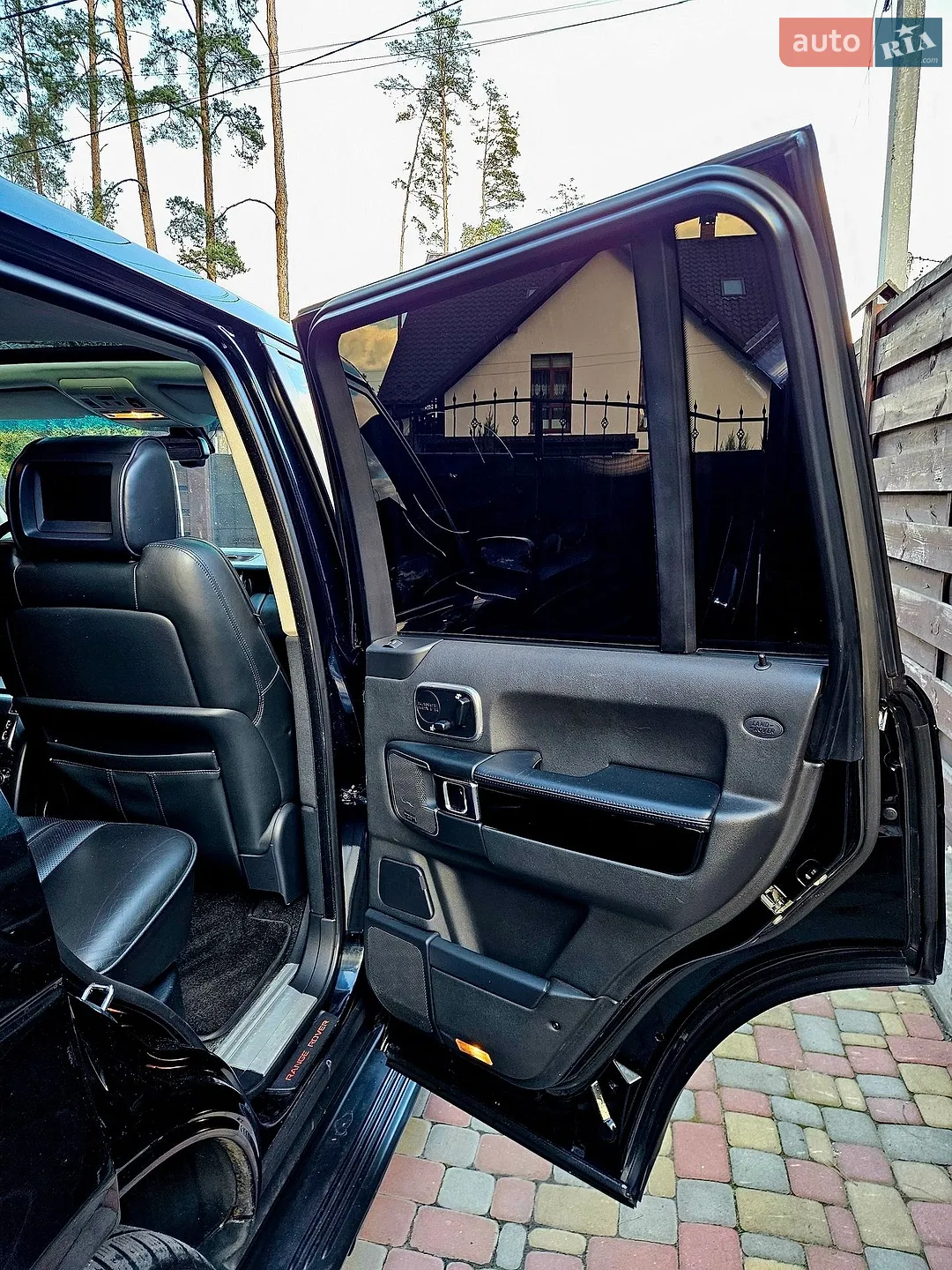 2010 Land Rover Range Rover - мініатюра 16