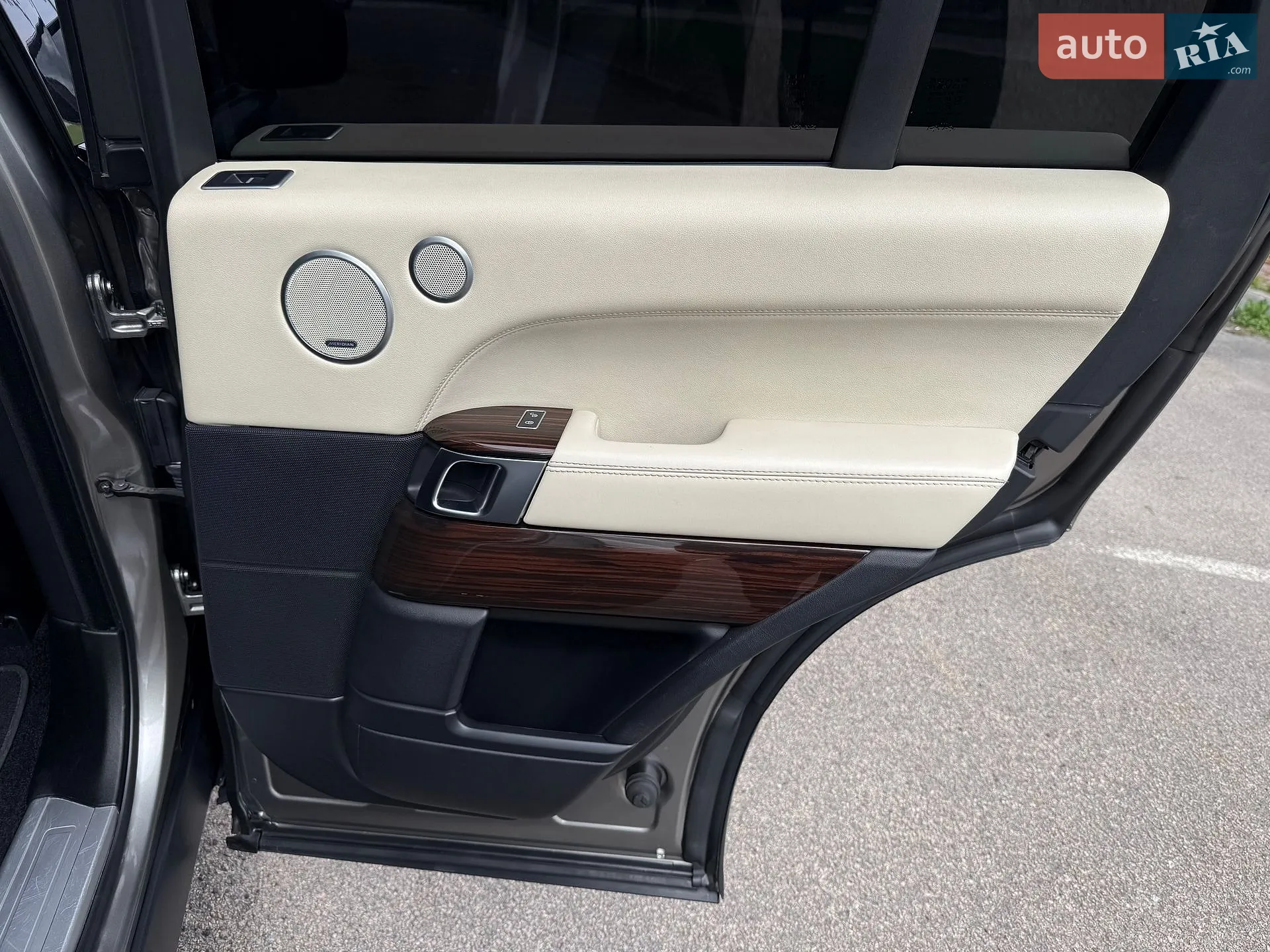 2017 Land Rover Range Rover - мініатюра 33