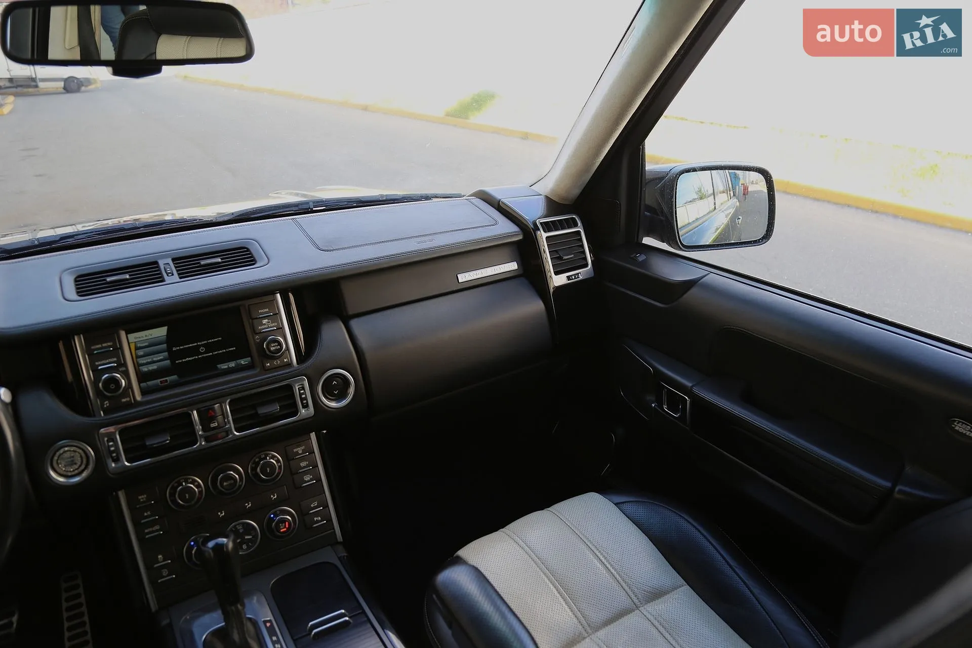 2011 Land Rover Range Rover - мініатюра 16