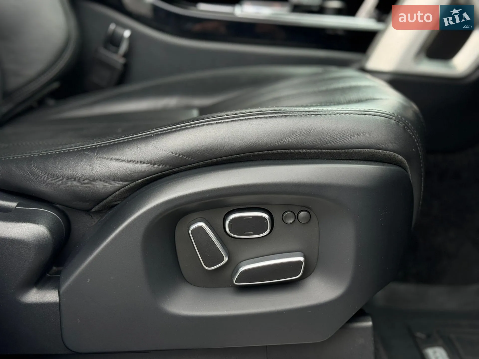 2014 Land Rover Range Rover - мініатюра 20