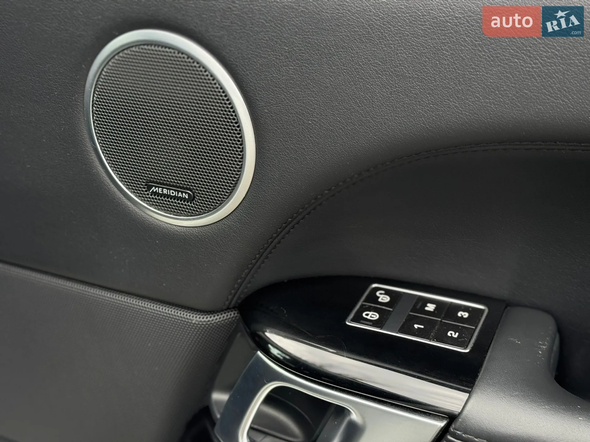2014 Land Rover Range Rover - мініатюра 22