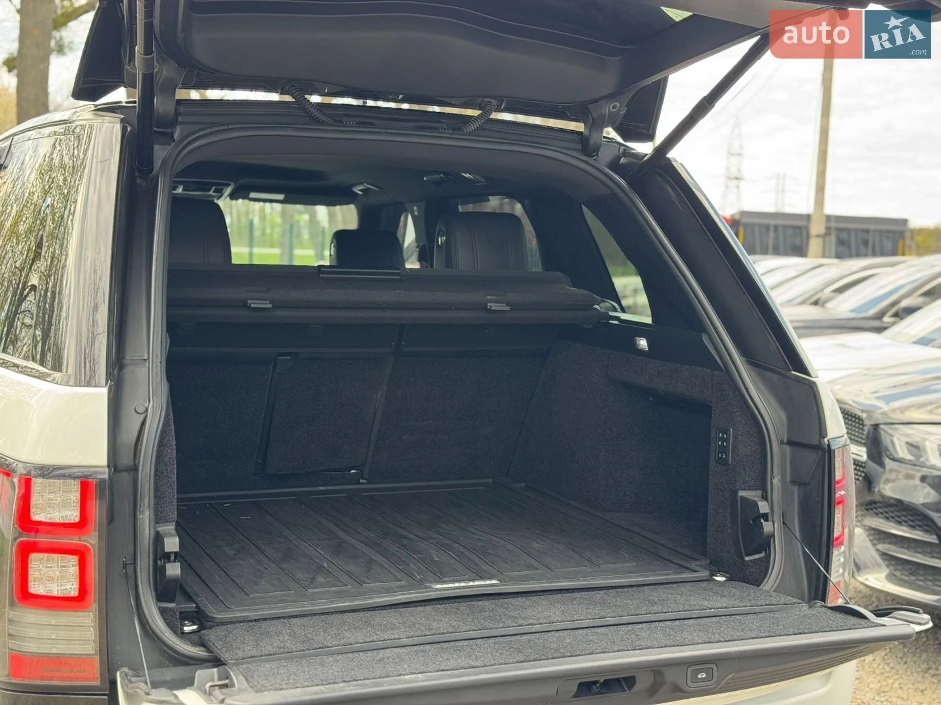 2014 Land Rover Range Rover - мініатюра 61