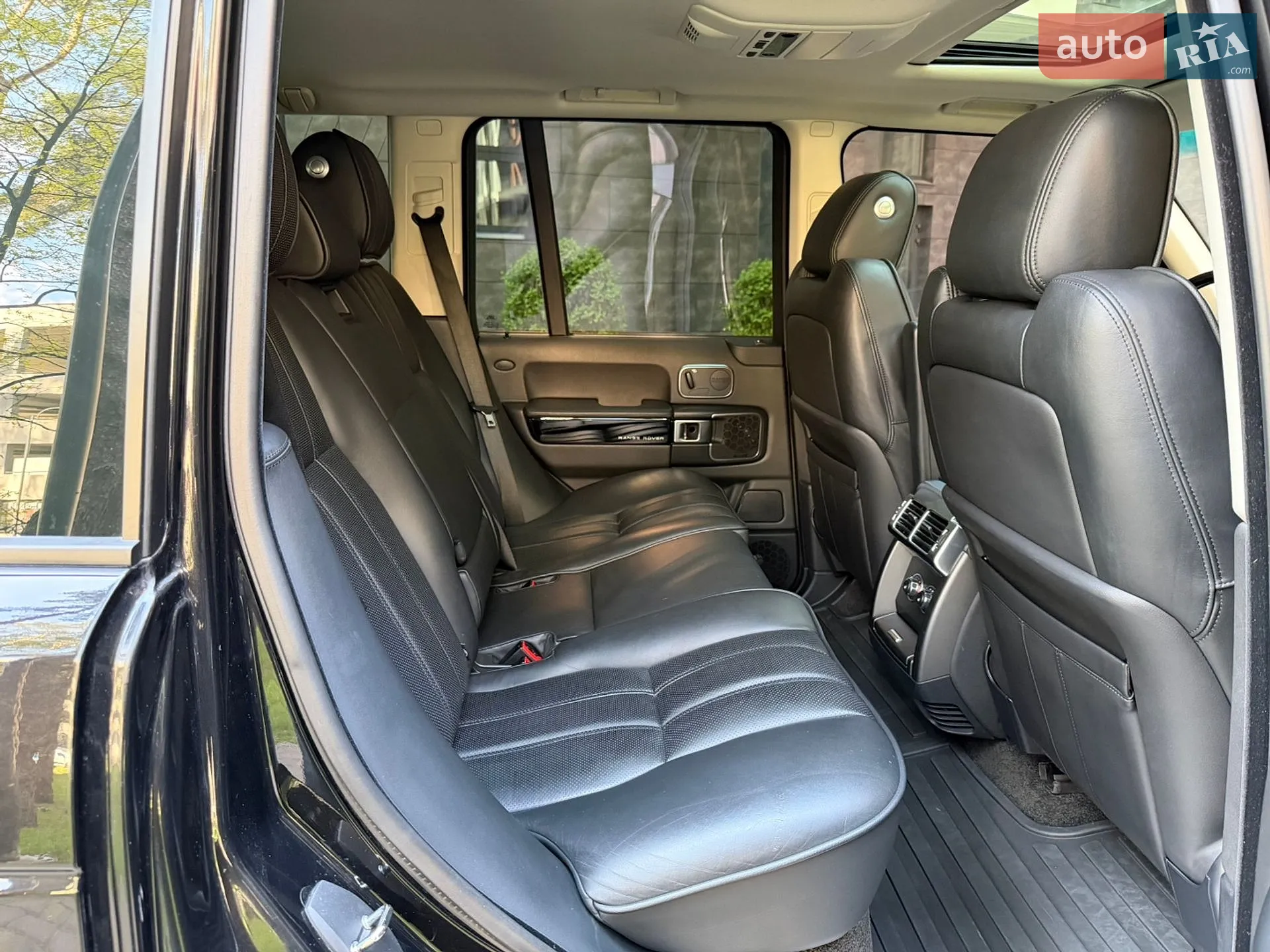 2012 Land Rover Range Rover - мініатюра 34