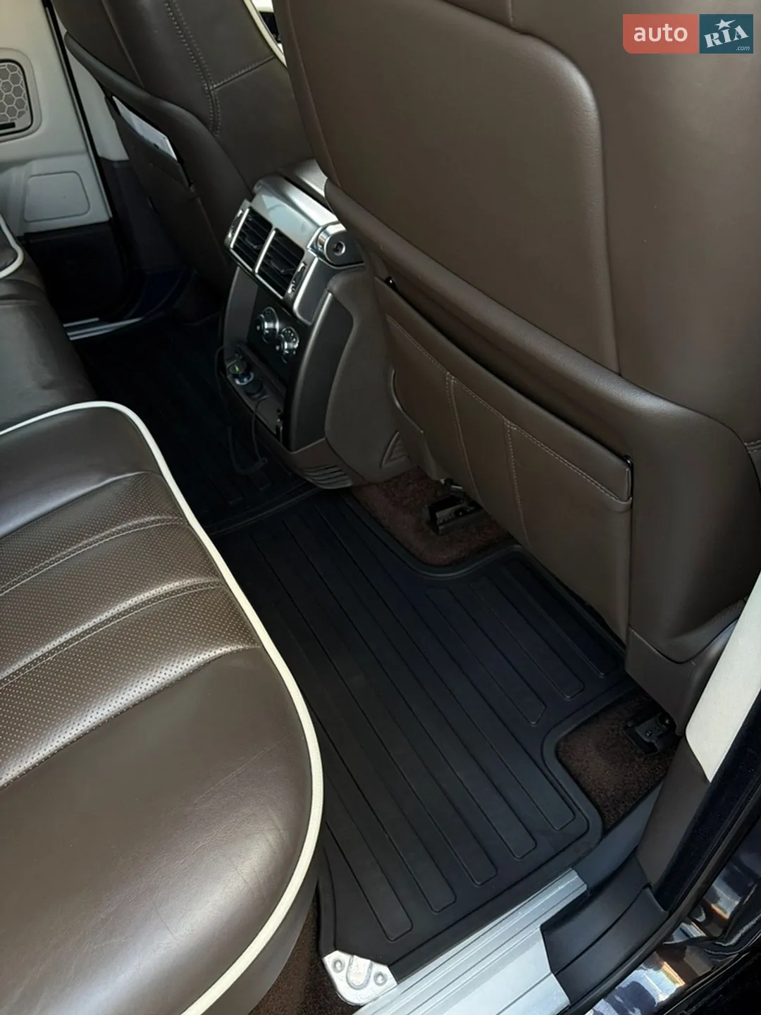 2012 Land Rover Range Rover - мініатюра 25