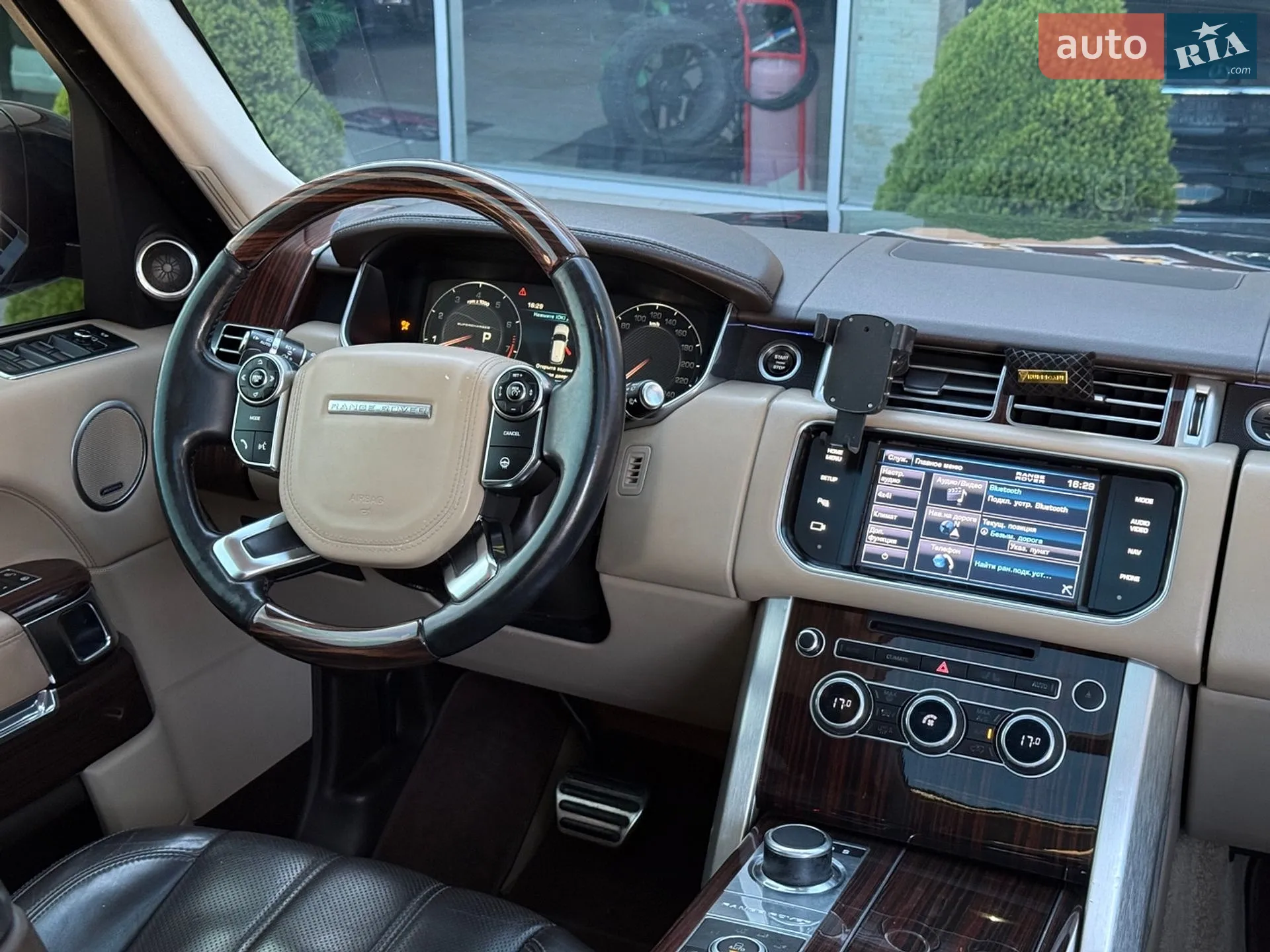 2013 Land Rover Range Rover - мініатюра 17