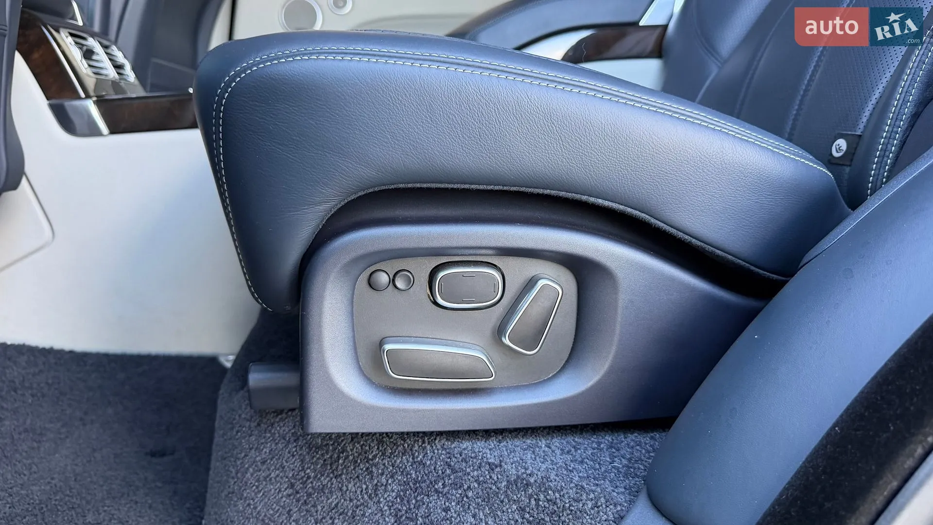 2013 Land Rover Range Rover - мініатюра 68