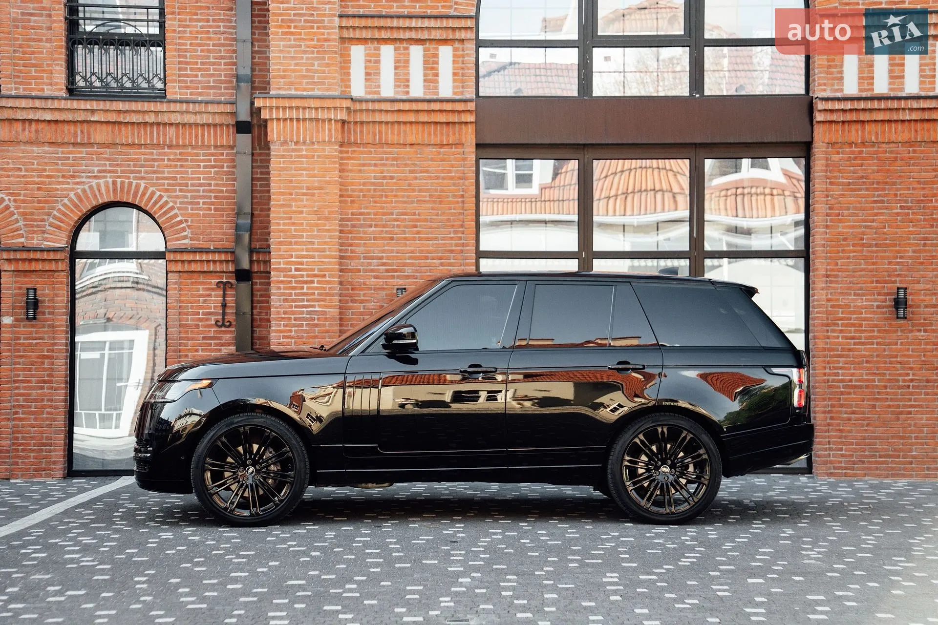 2019 Land Rover Range Rover - мініатюра 24
