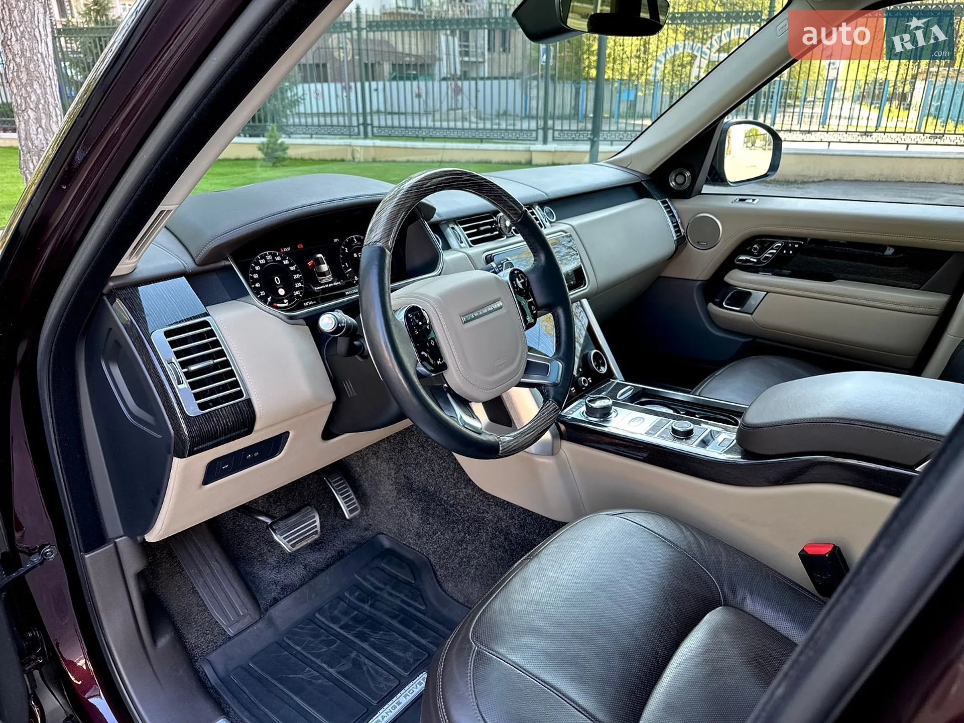 2019 Land Rover Range Rover - мініатюра 18