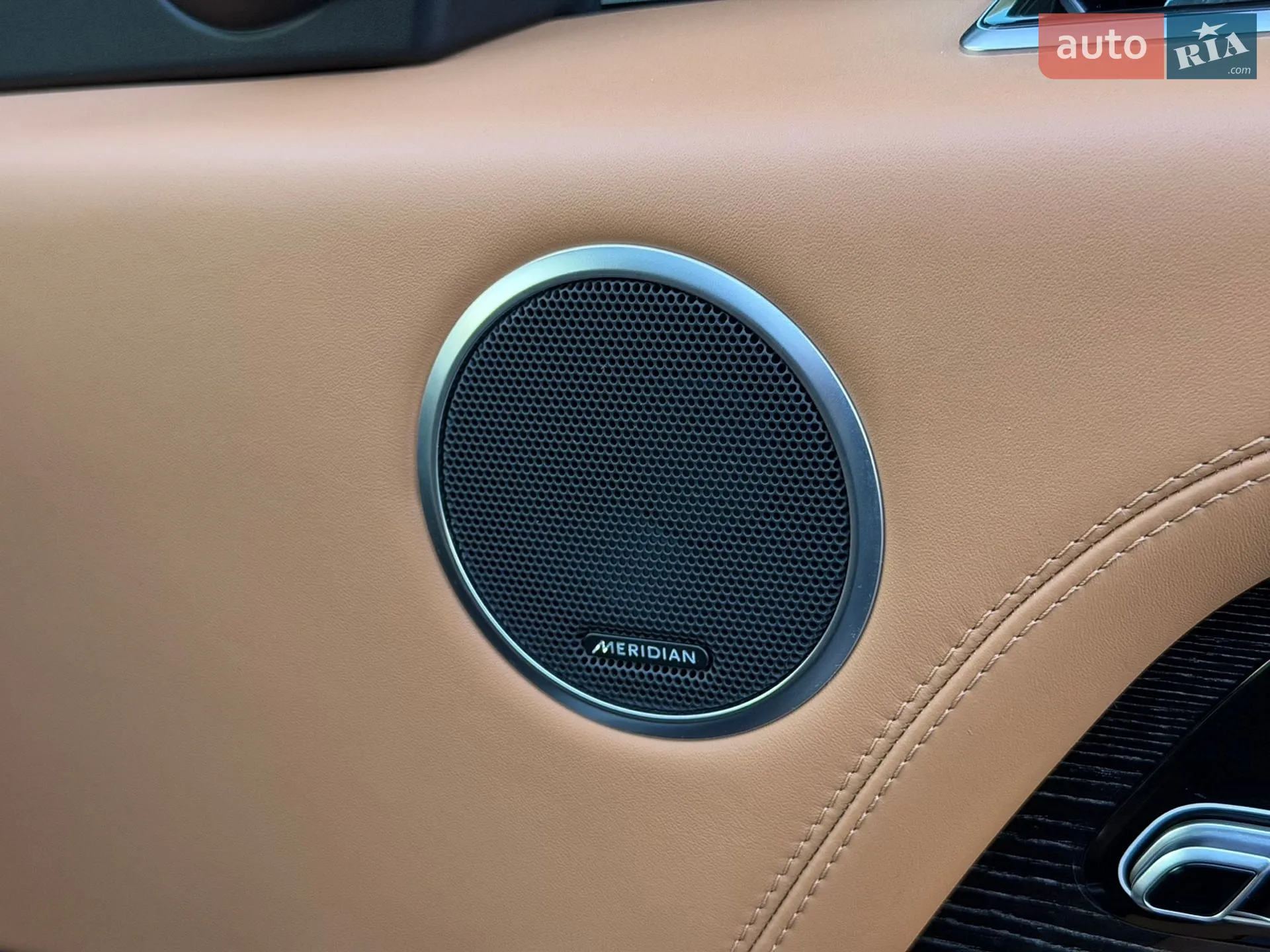 2019 Land Rover Range Rover - мініатюра 33