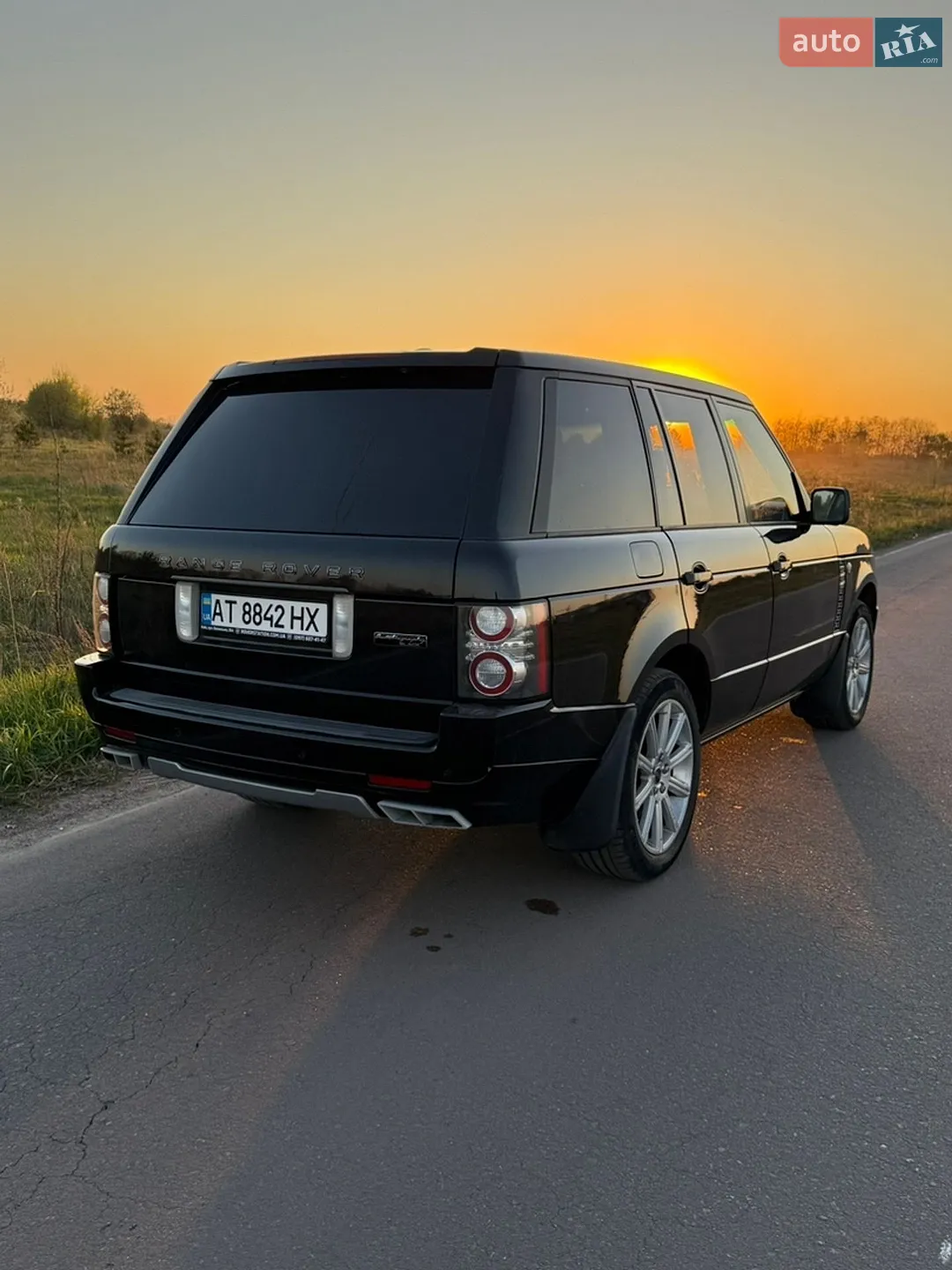 2010 Land Rover Range Rover - мініатюра 18