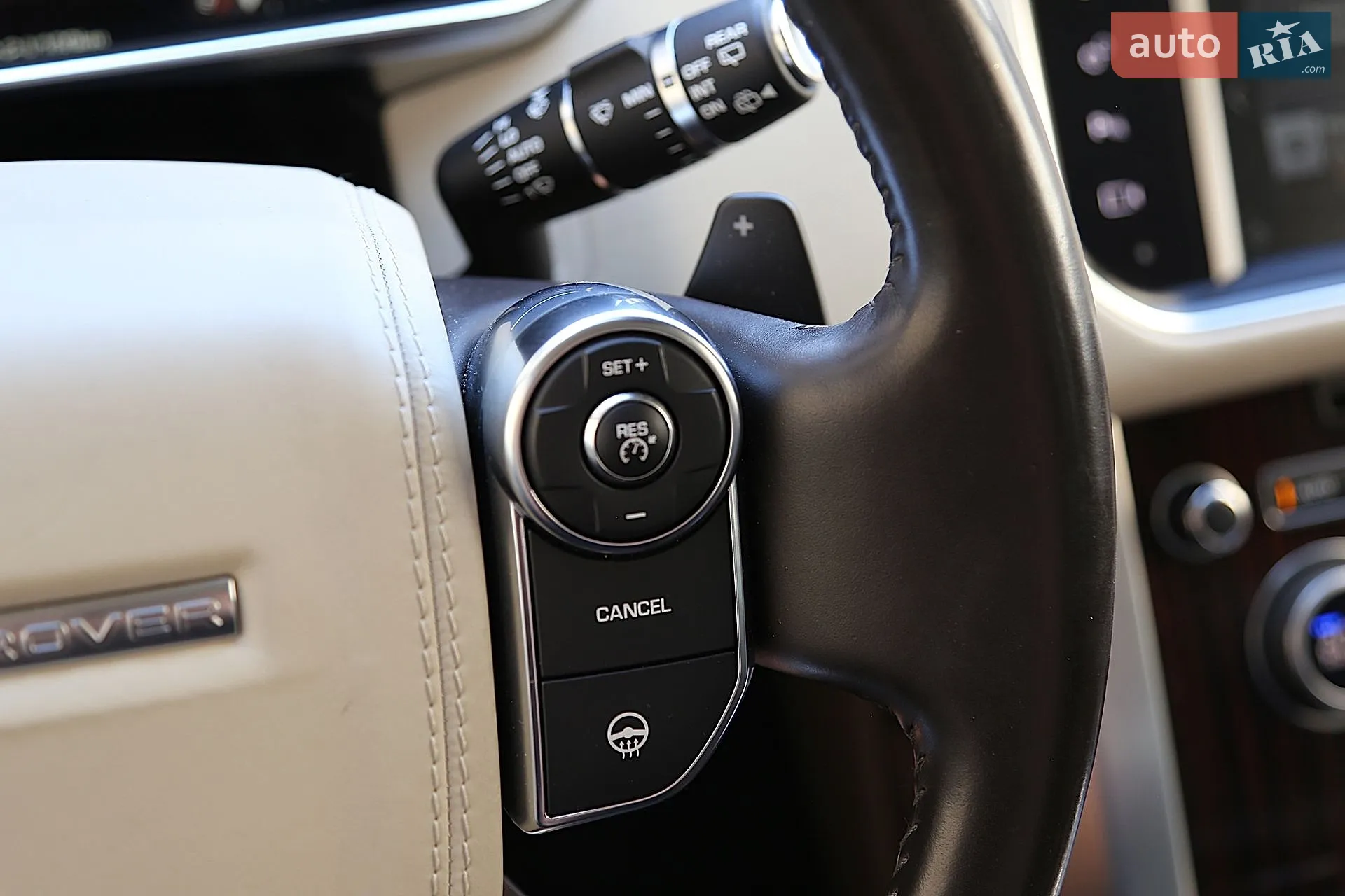 2016 Land Rover Range Rover - мініатюра 28