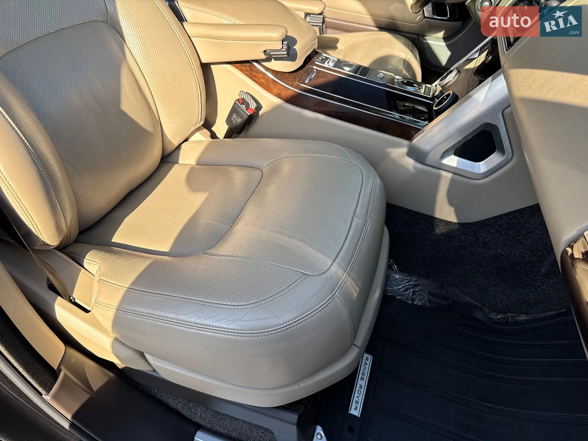 2017 Land Rover Range Rover - мініатюра 12