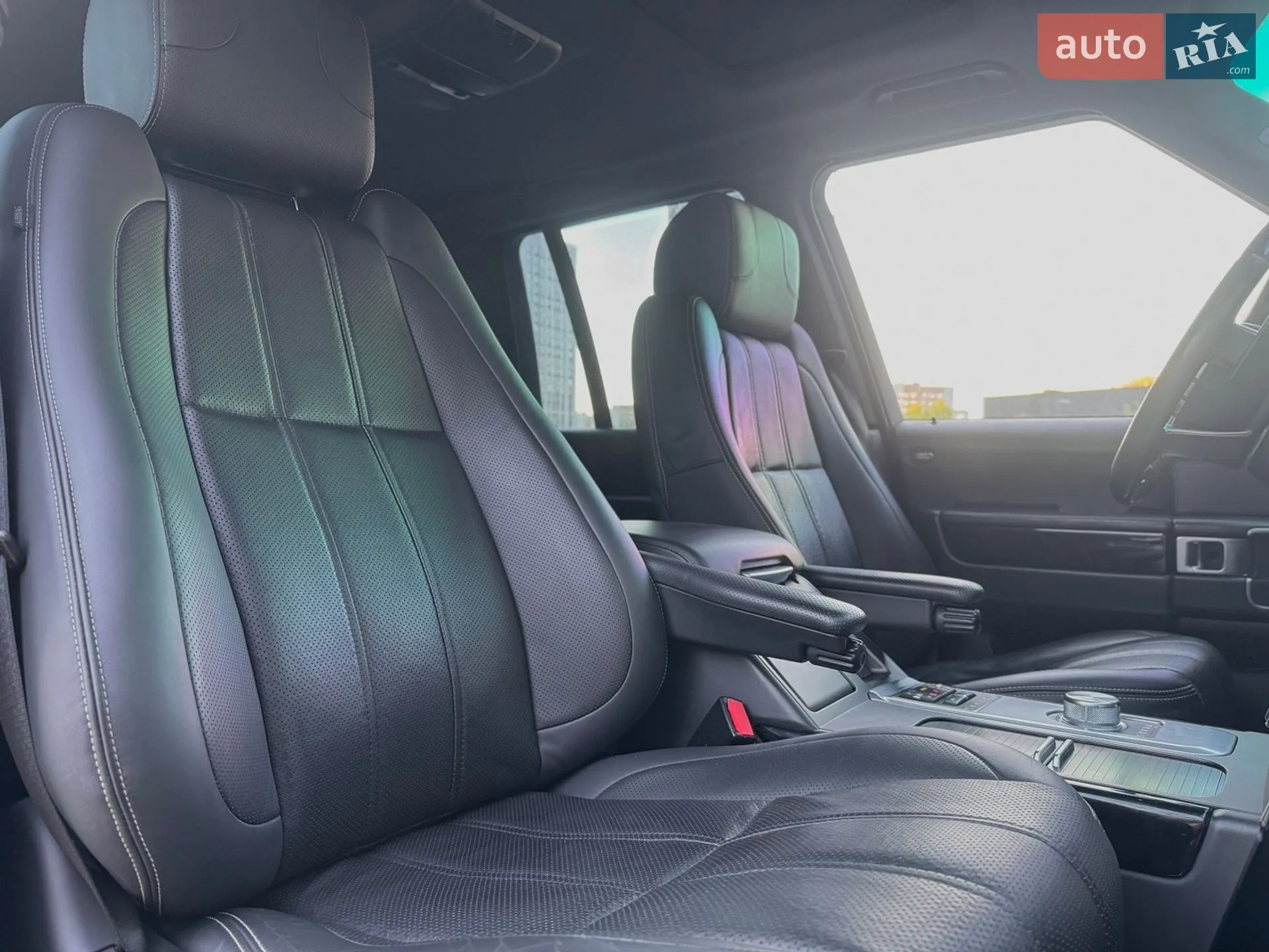 2011 Land Rover Range Rover - мініатюра 56
