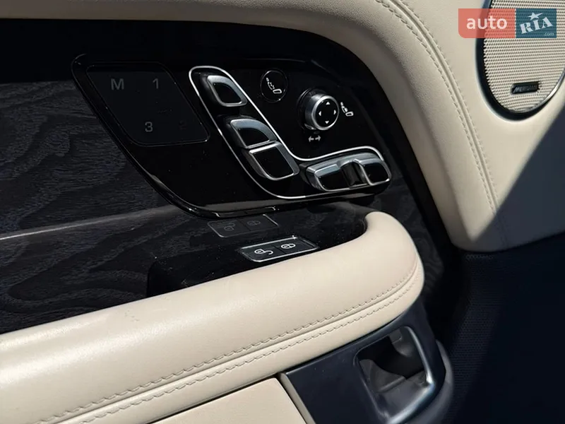 Land Rover Range Rover 2020 VIN SALGA2BJ2LA405099 фото оголошення 16 з 57
