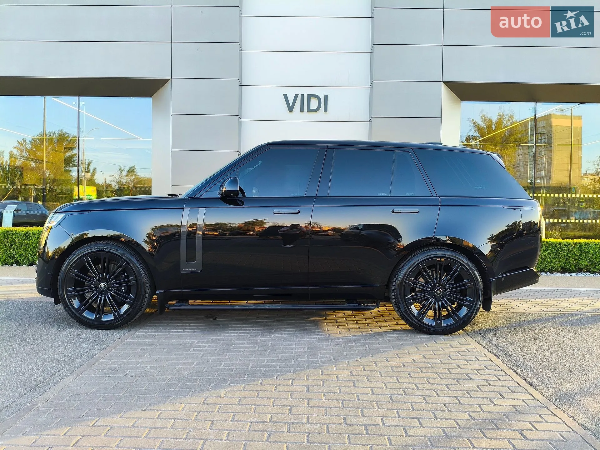 2023 Land Rover Range Rover - мініатюра 5
